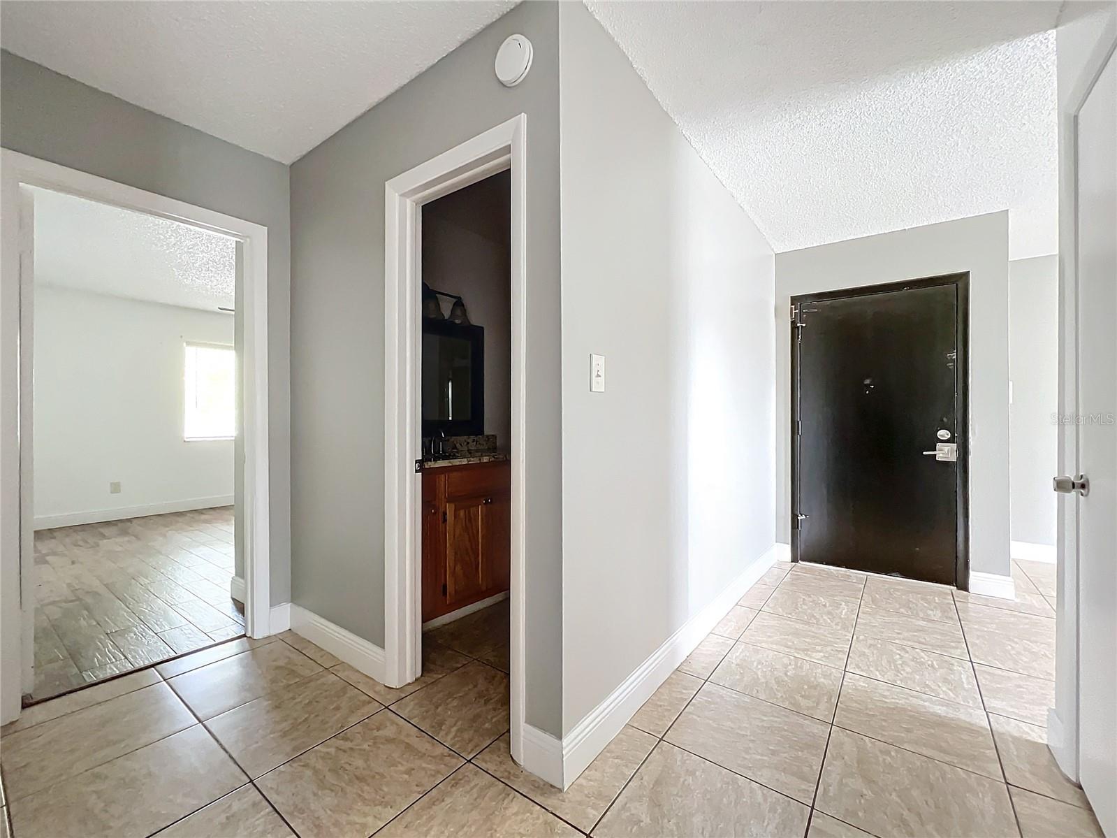 Image 9 of 51 For 163 Springwood Circle D