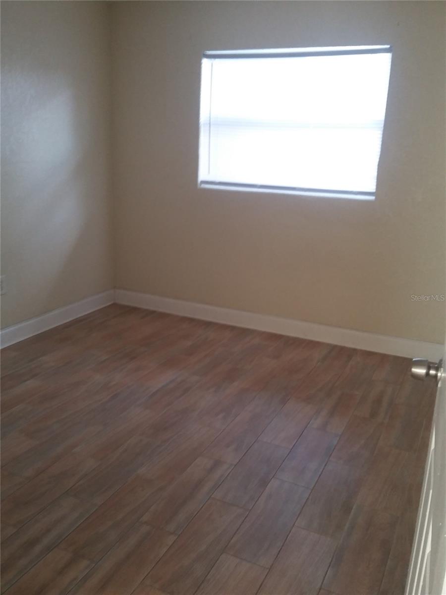 Image 11 of 20 For 1710 Washington Avenue 10