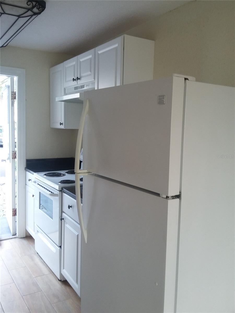 Image 4 of 20 For 1710 Washington Avenue 10
