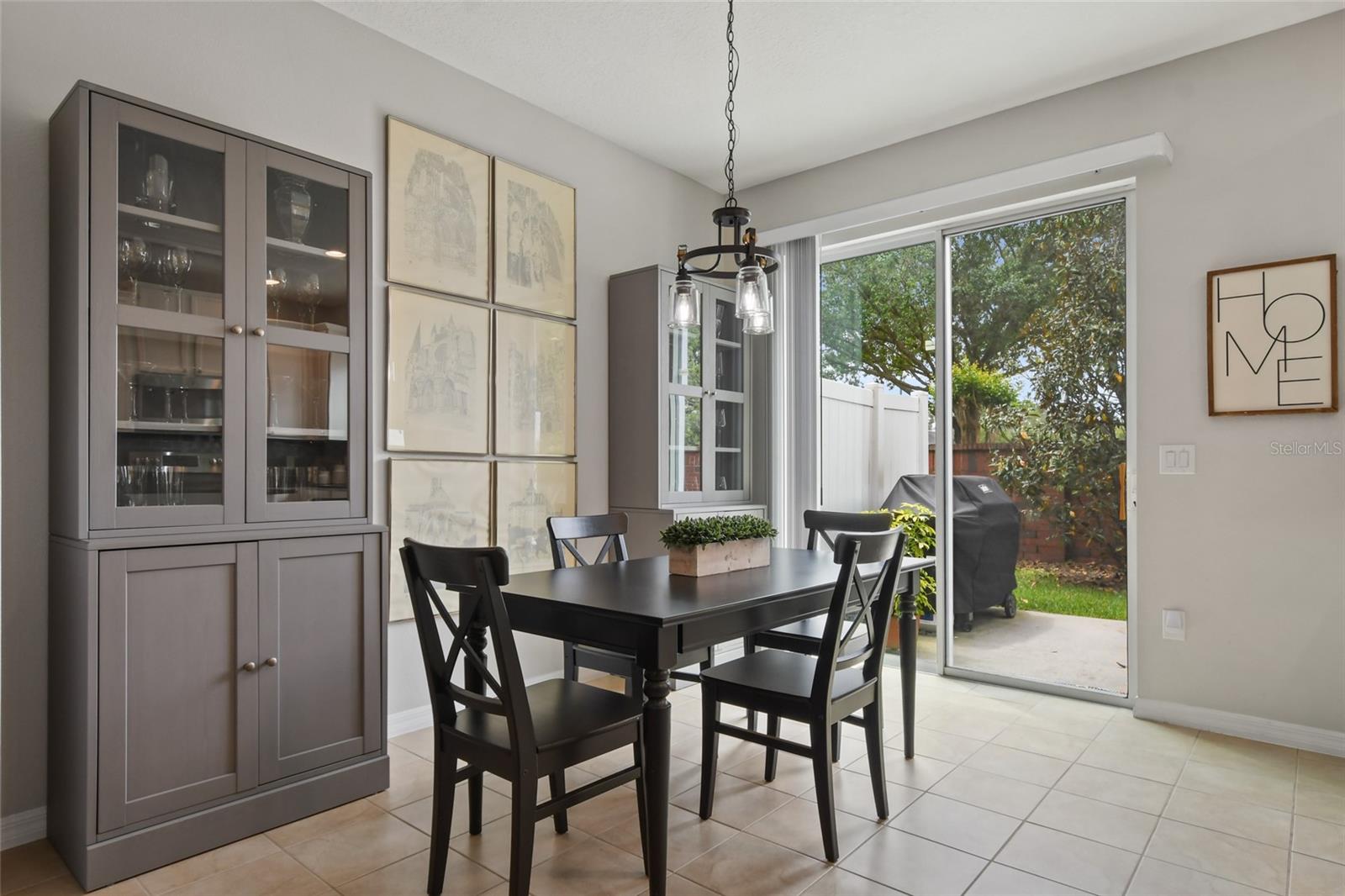 Image 17 of 38 For 9478 Silver Buttonwood Street