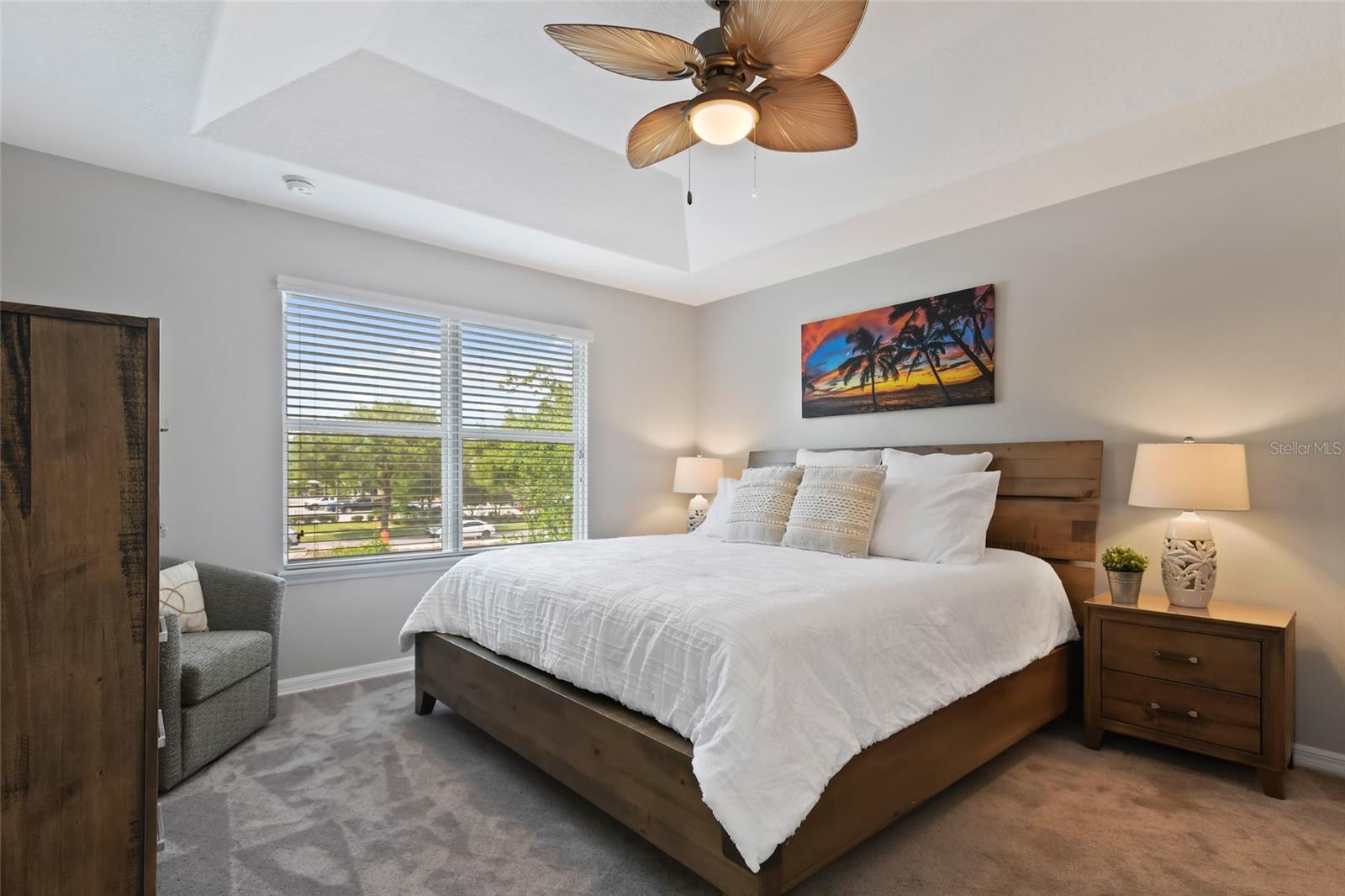 Image 22 of 38 For 9478 Silver Buttonwood Street