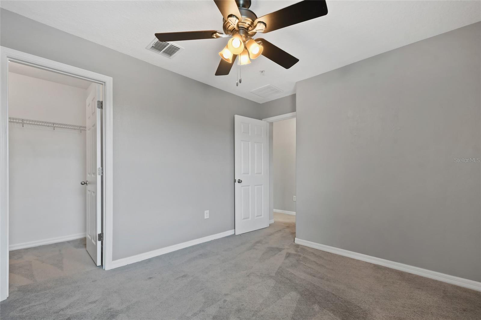 Image 29 of 38 For 9478 Silver Buttonwood Street