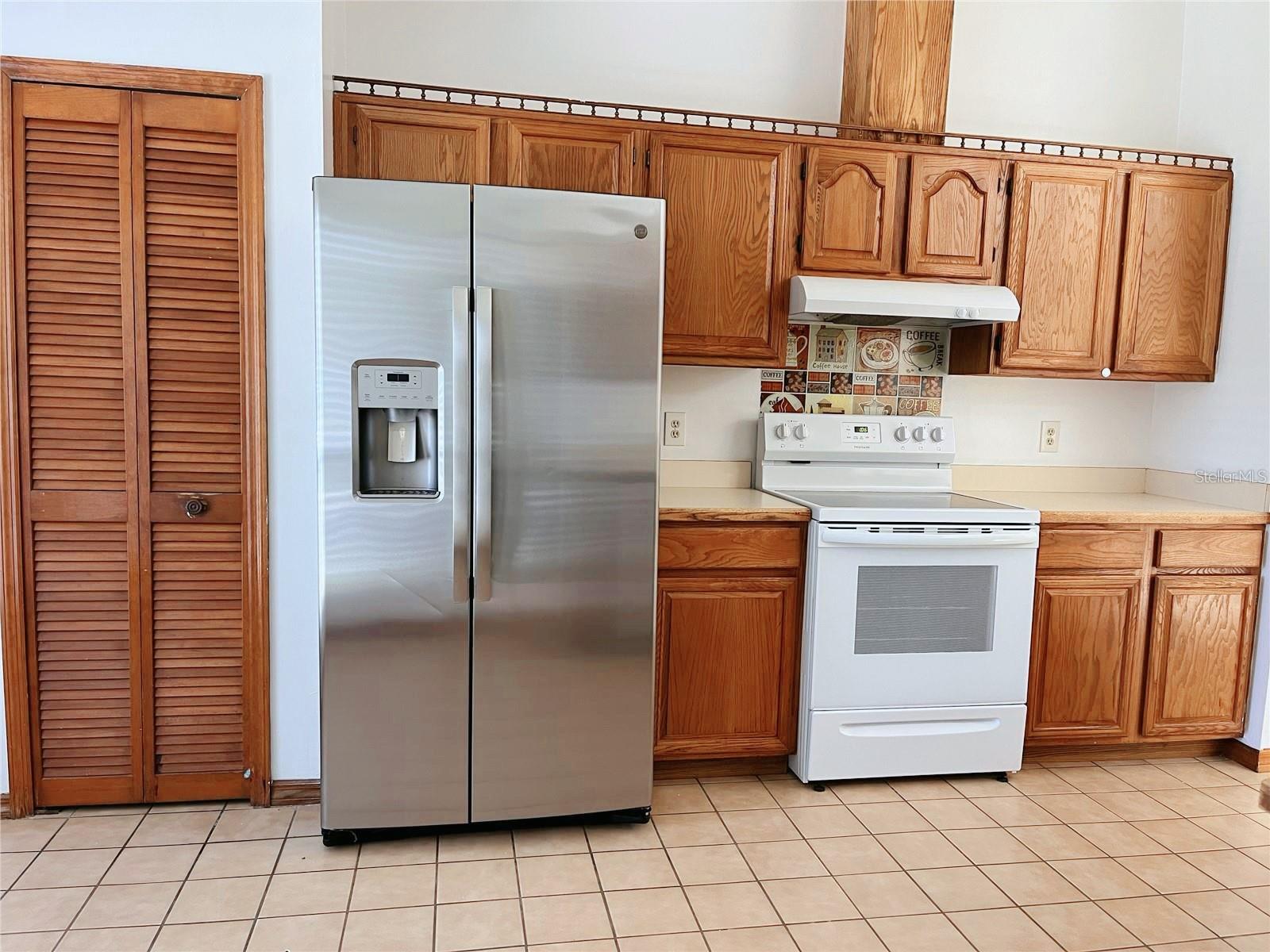 Image 3 of 18 For 3943 Greenview Pines Court