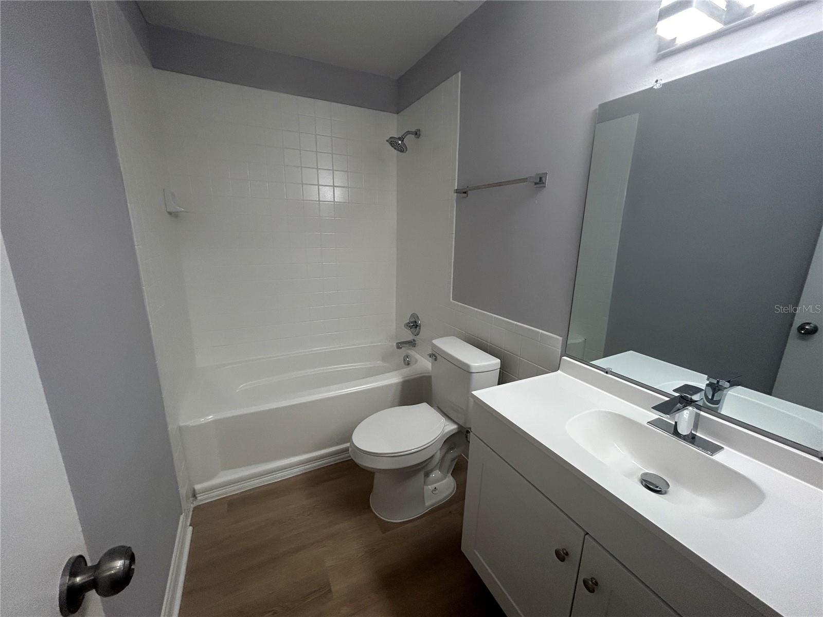 Image 11 of 26 For 4203 Semoran Boulevard 6
