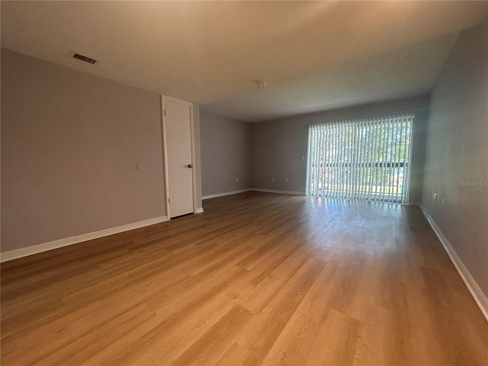 Image 4 of 26 For 4203 Semoran Boulevard 6