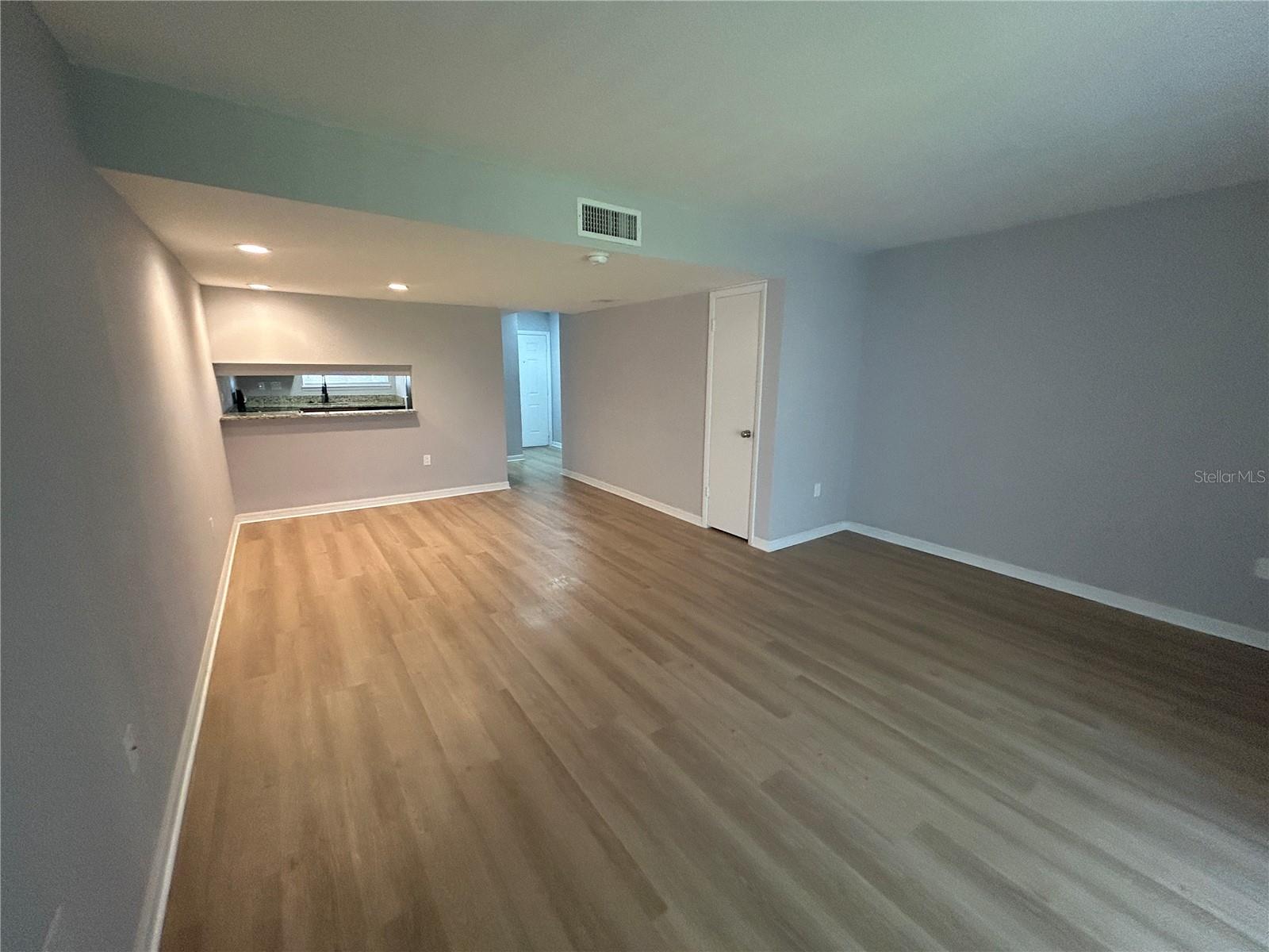 Image 5 of 26 For 4203 Semoran Boulevard 6