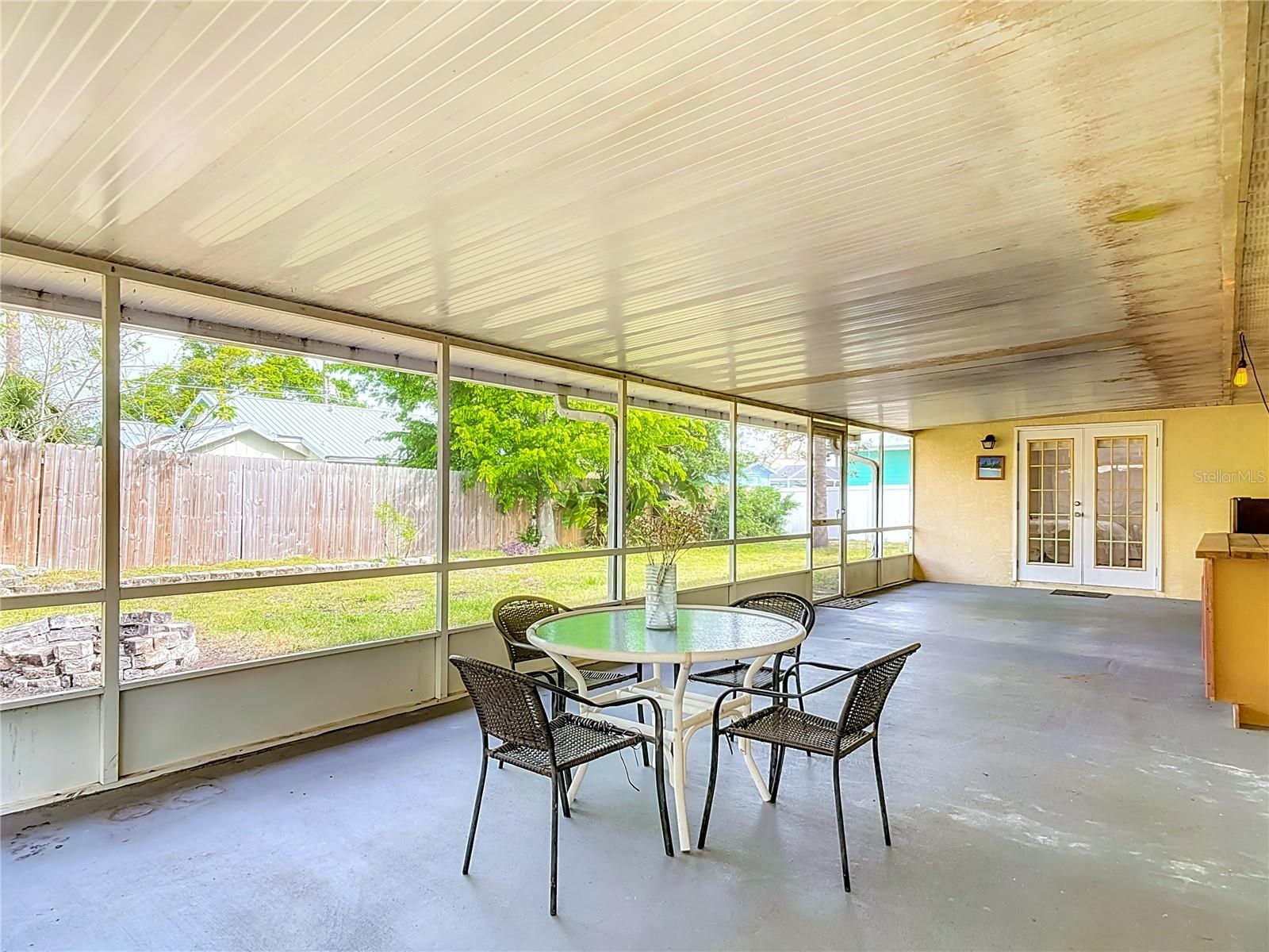 Image 38 of 53 For 110 Riverside Terrace