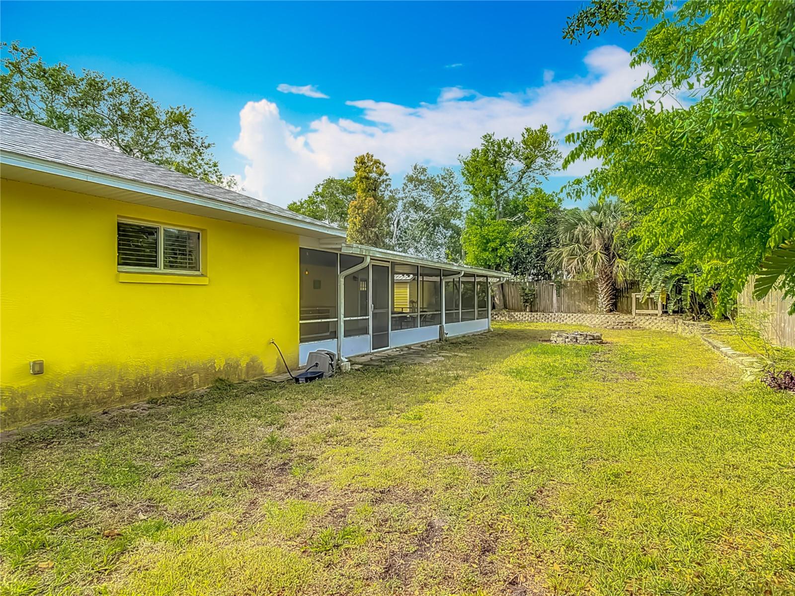Image 41 of 53 For 110 Riverside Terrace