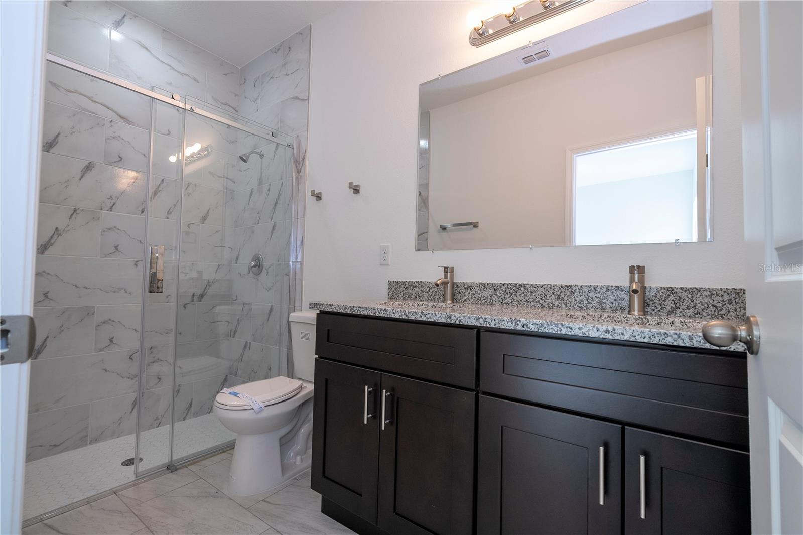 Listing photo id 13 for 9841 Swanee Terrace