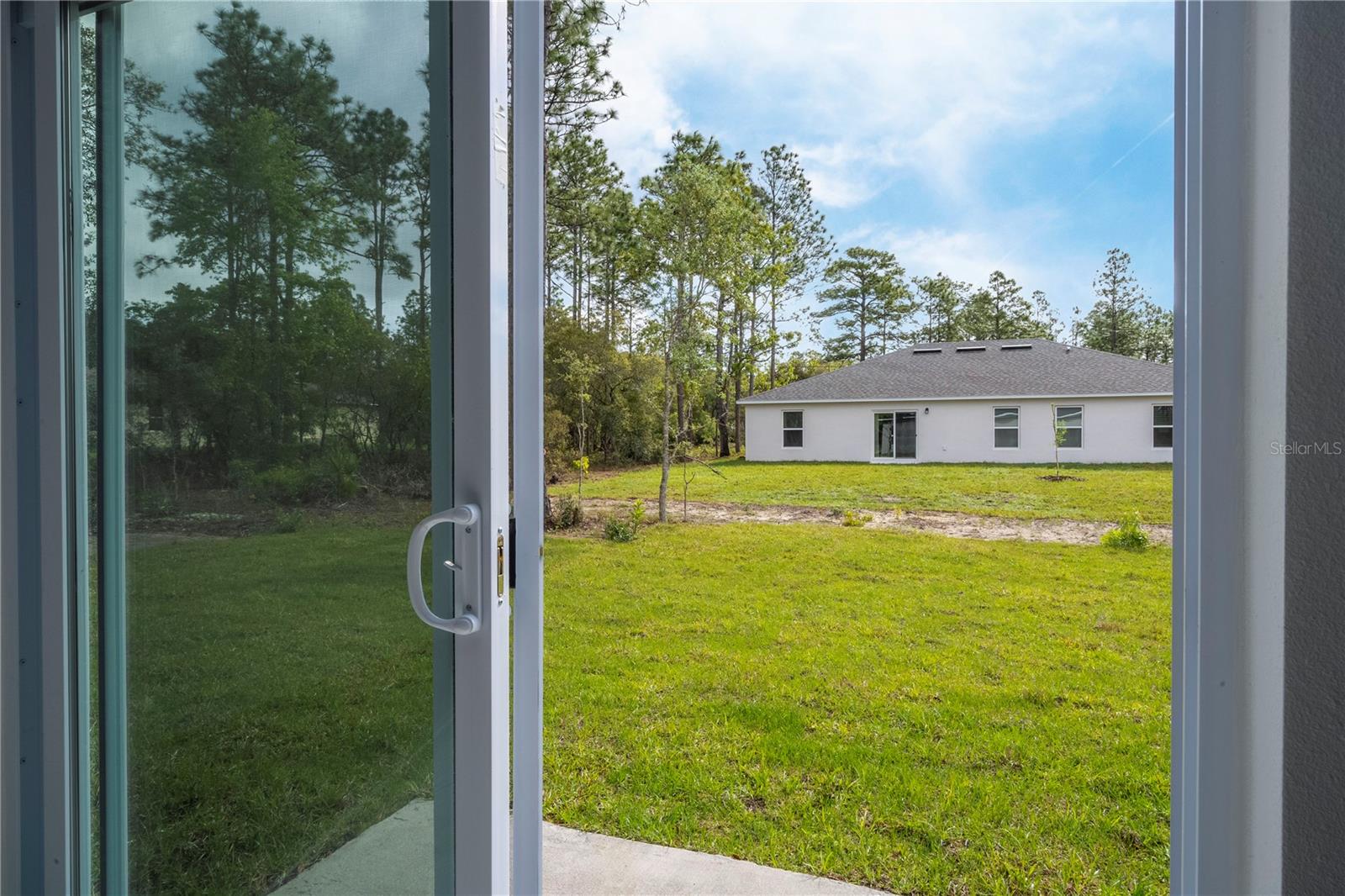 Listing photo id 28 for 9841 Swanee Terrace