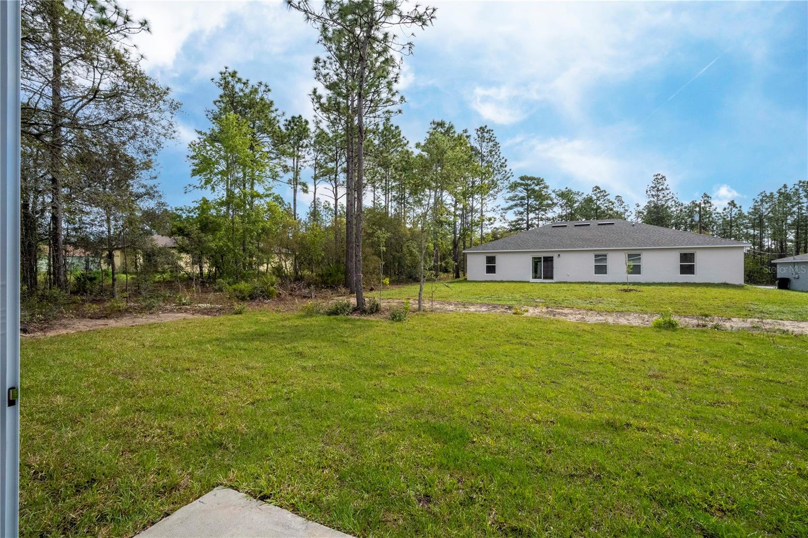 Listing photo id 29 for 9841 Swanee Terrace