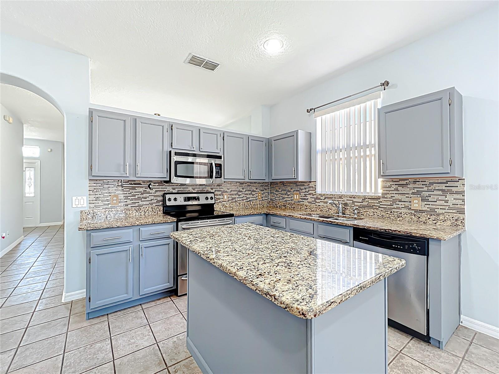 Image 19 of 63 For 12554 Beacontree Way