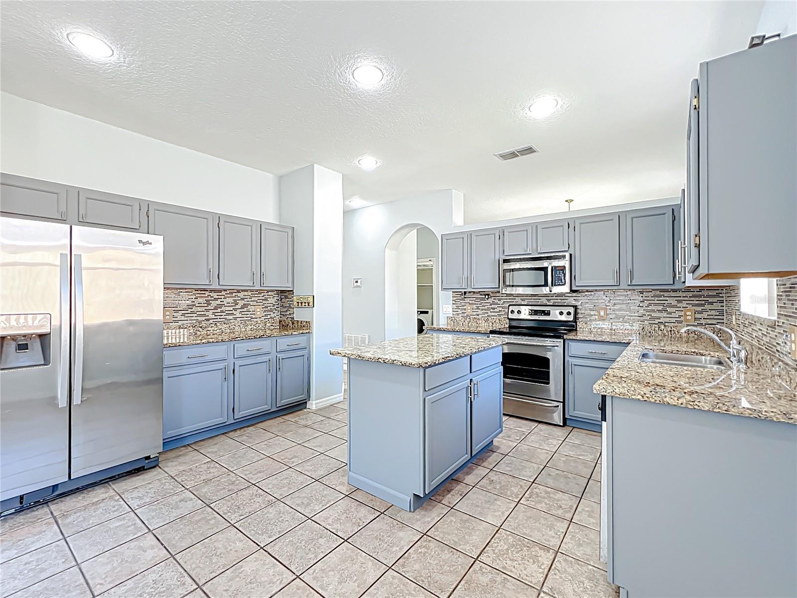 Image 20 of 63 For 12554 Beacontree Way