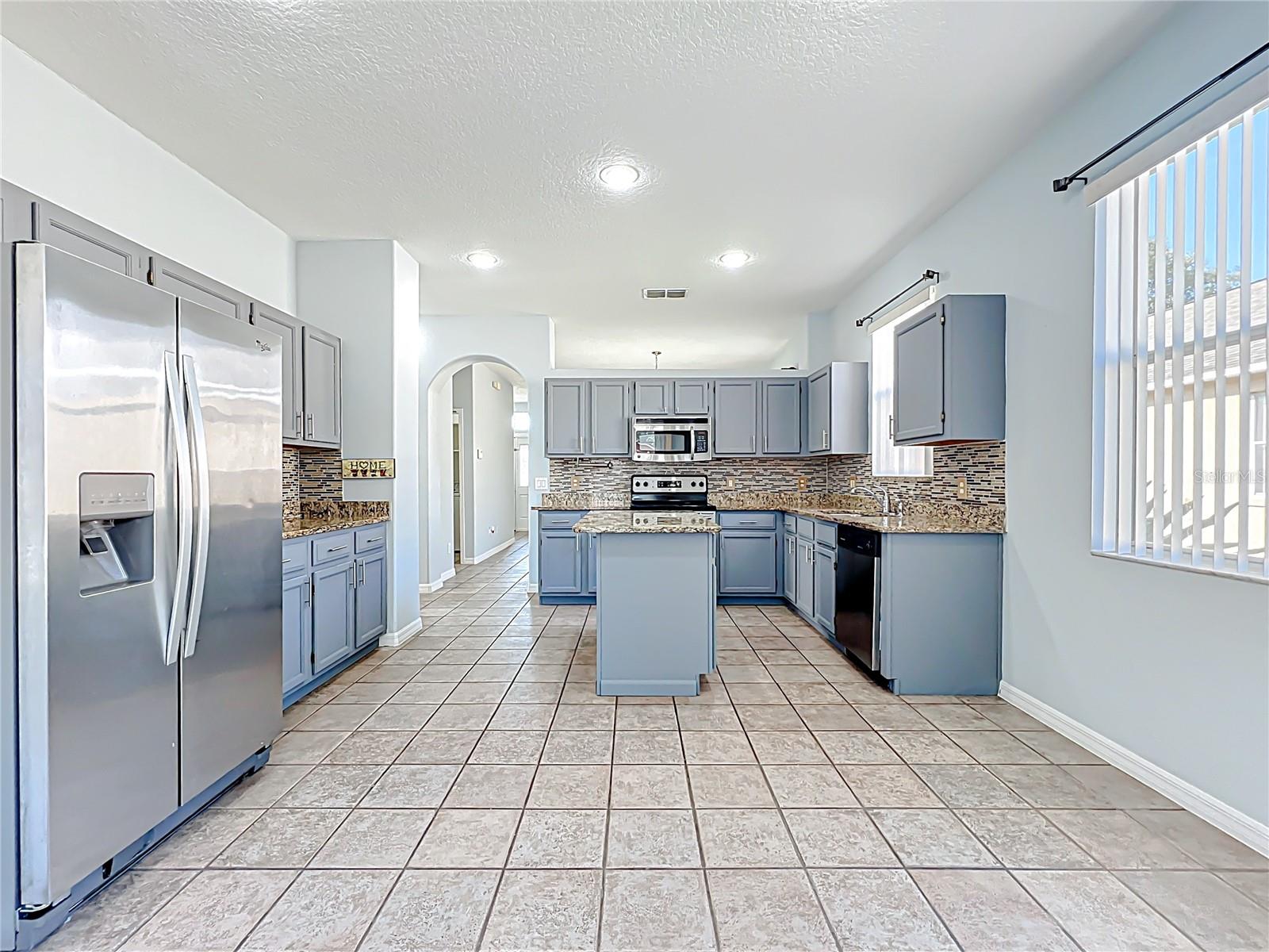 Image 21 of 63 For 12554 Beacontree Way