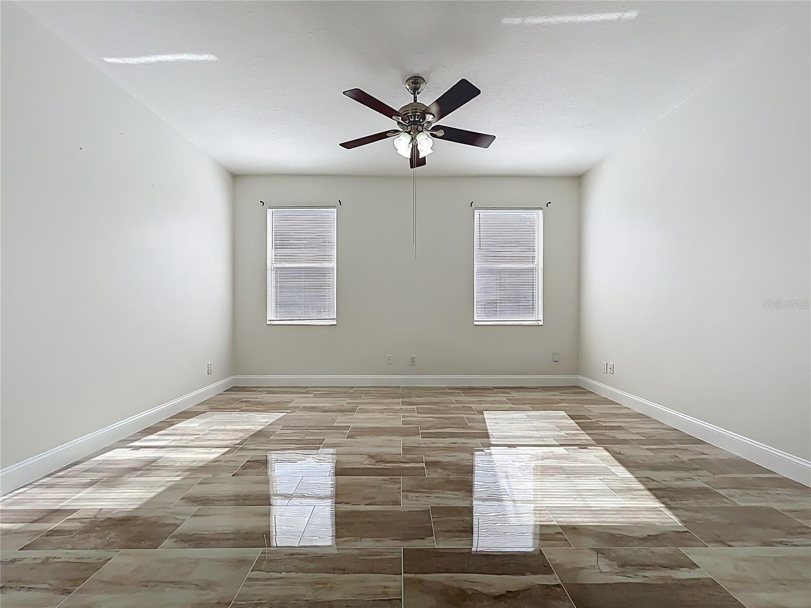 Image 27 of 63 For 12554 Beacontree Way