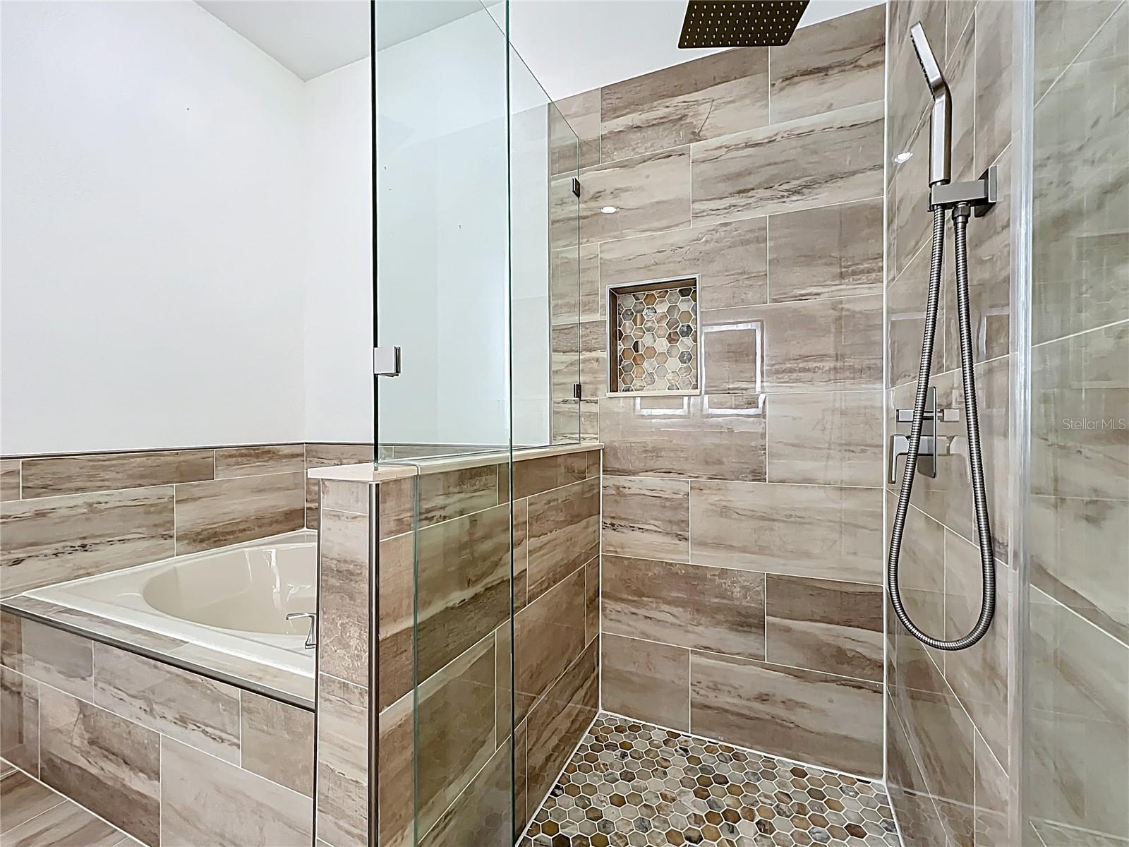 Image 37 of 63 For 12554 Beacontree Way