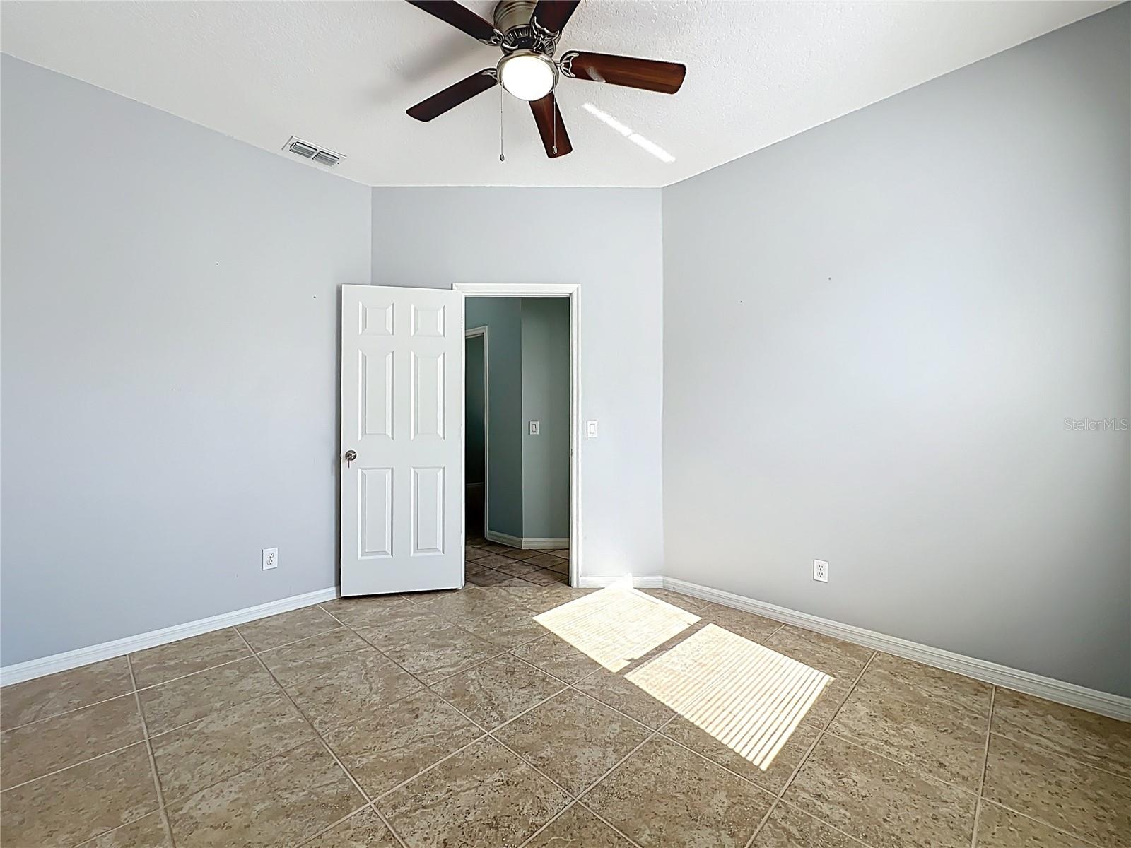 Image 42 of 63 For 12554 Beacontree Way