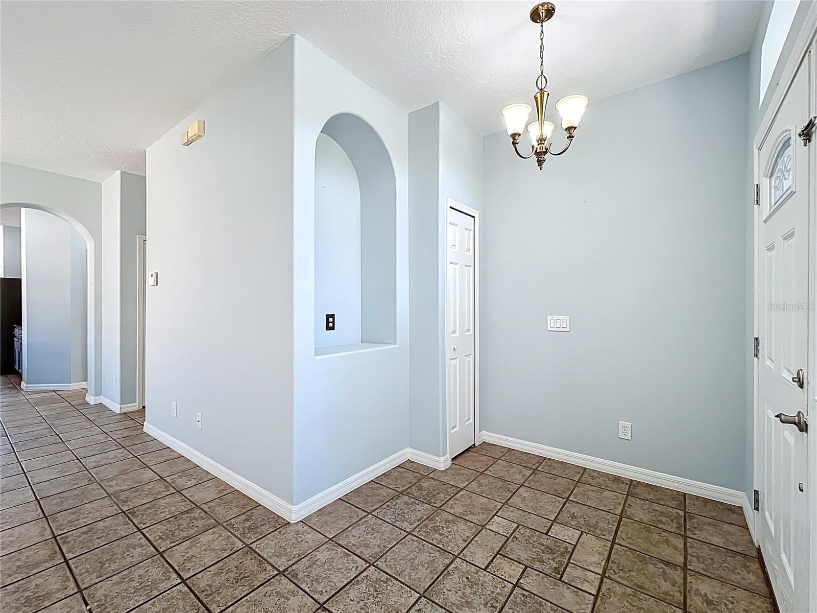 Image 8 of 63 For 12554 Beacontree Way