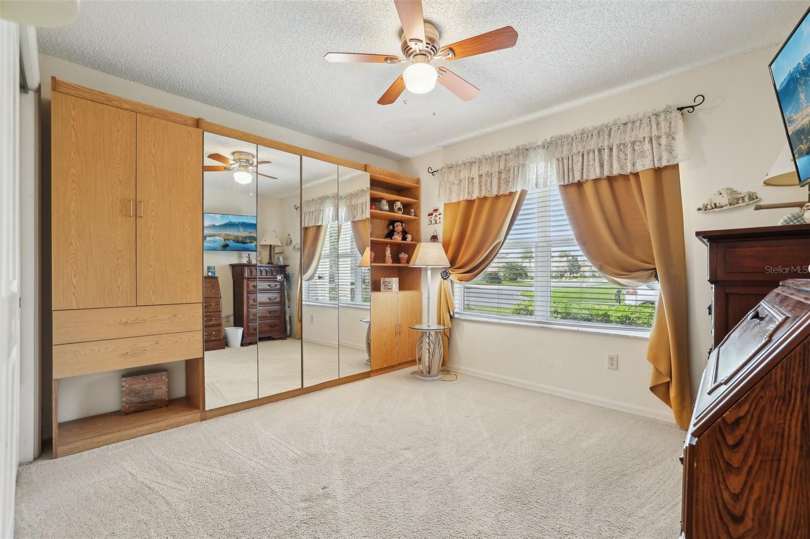 Image 19 of 30 For 433 Arcadia Lakes Drive