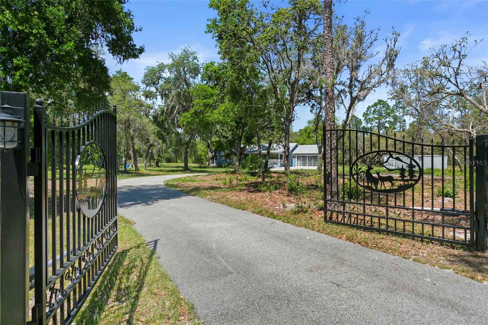 Image 4 of 76 For 6330 Oil Well Road