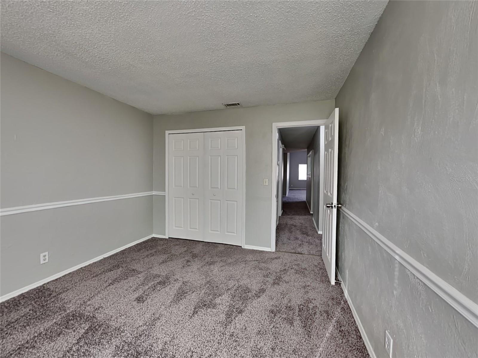 Image 16 of 22 For 102 Cascade Street B