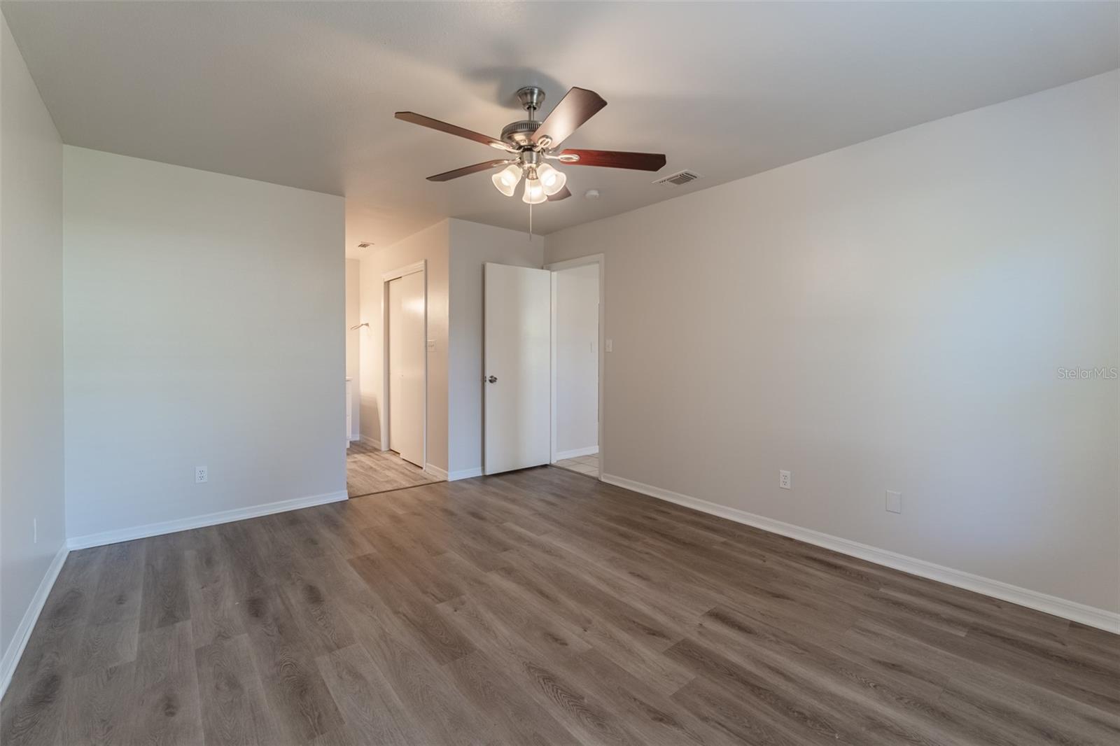 Image 15 of 29 For 3192 Noah Street