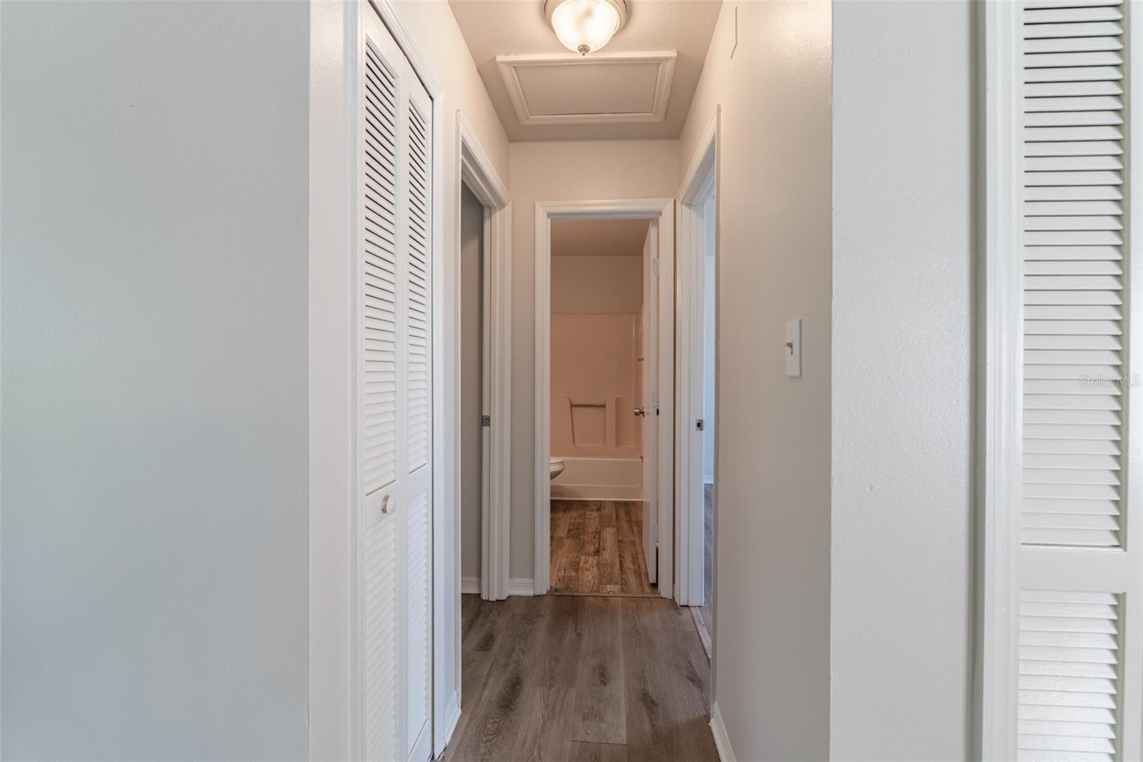 Image 6 of 29 For 3192 Noah Street