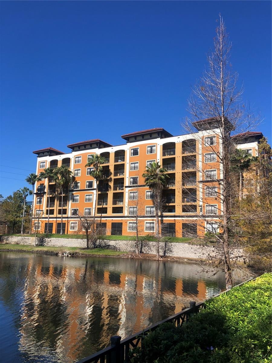 Image 3 of 49 For 12527 Floridays Resort Drive 603e