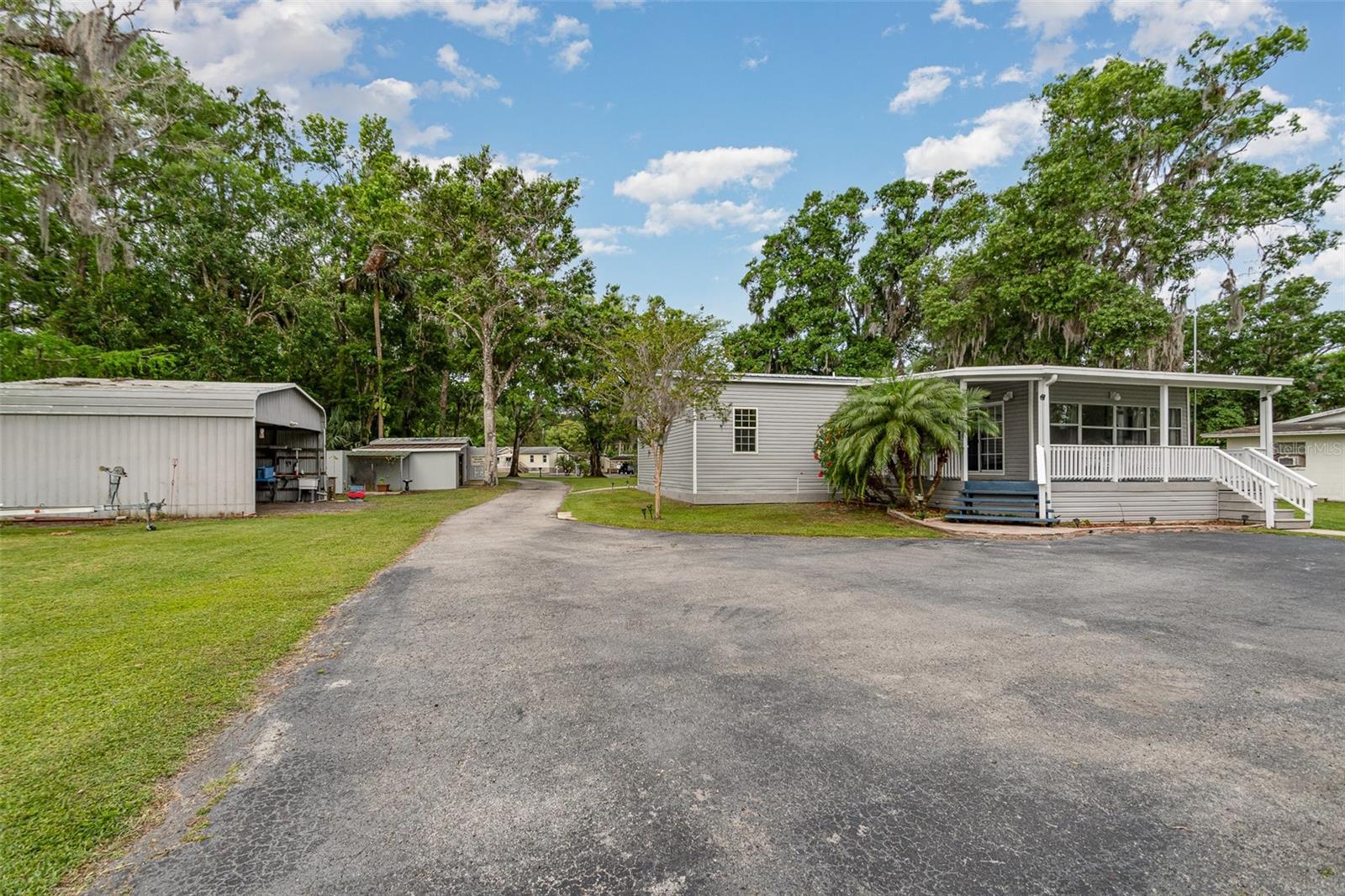 Image 17 of 22 For 55726 Dale Circle