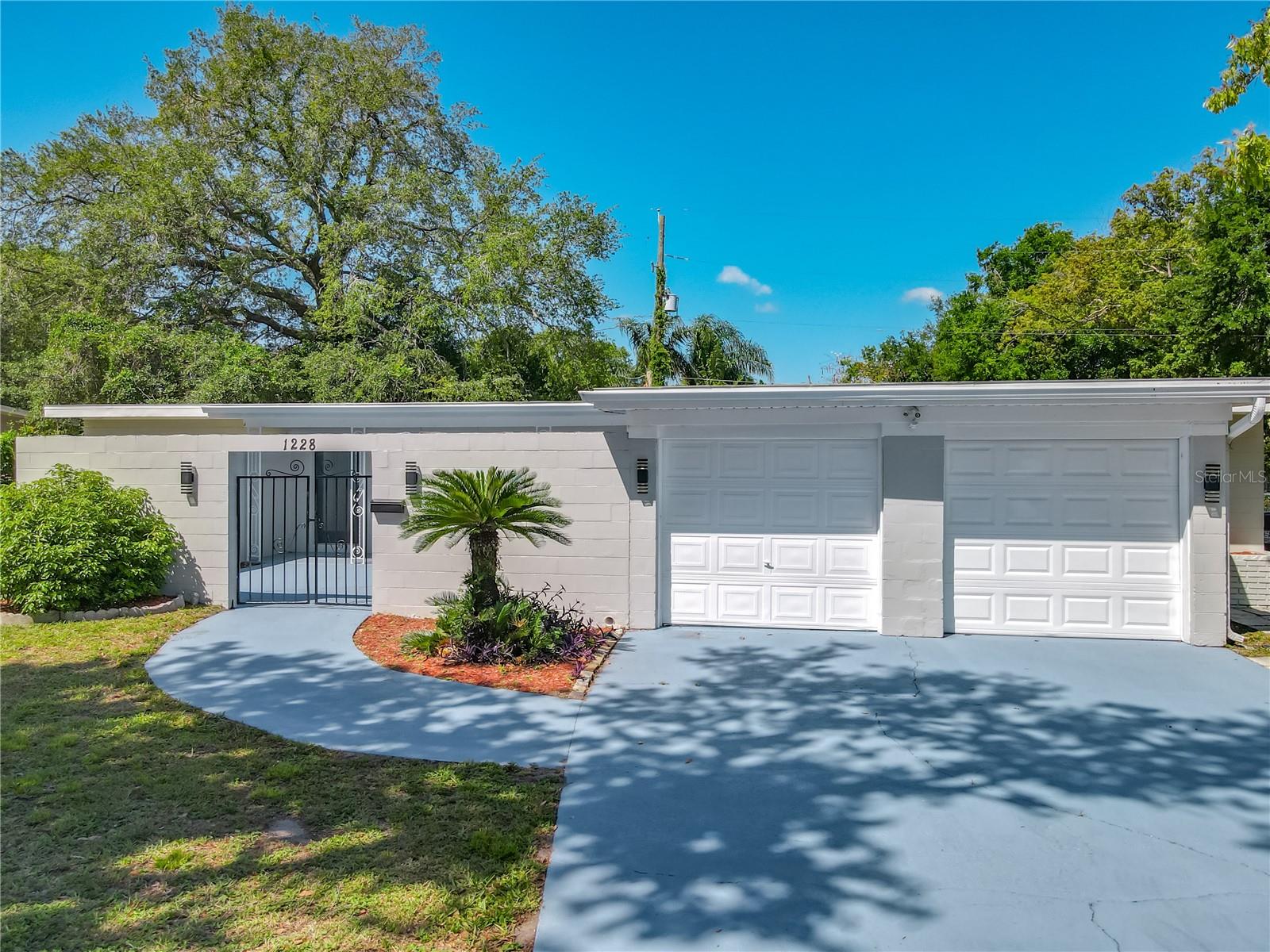 Image 3 of 80 For 1228 Vantage Drive