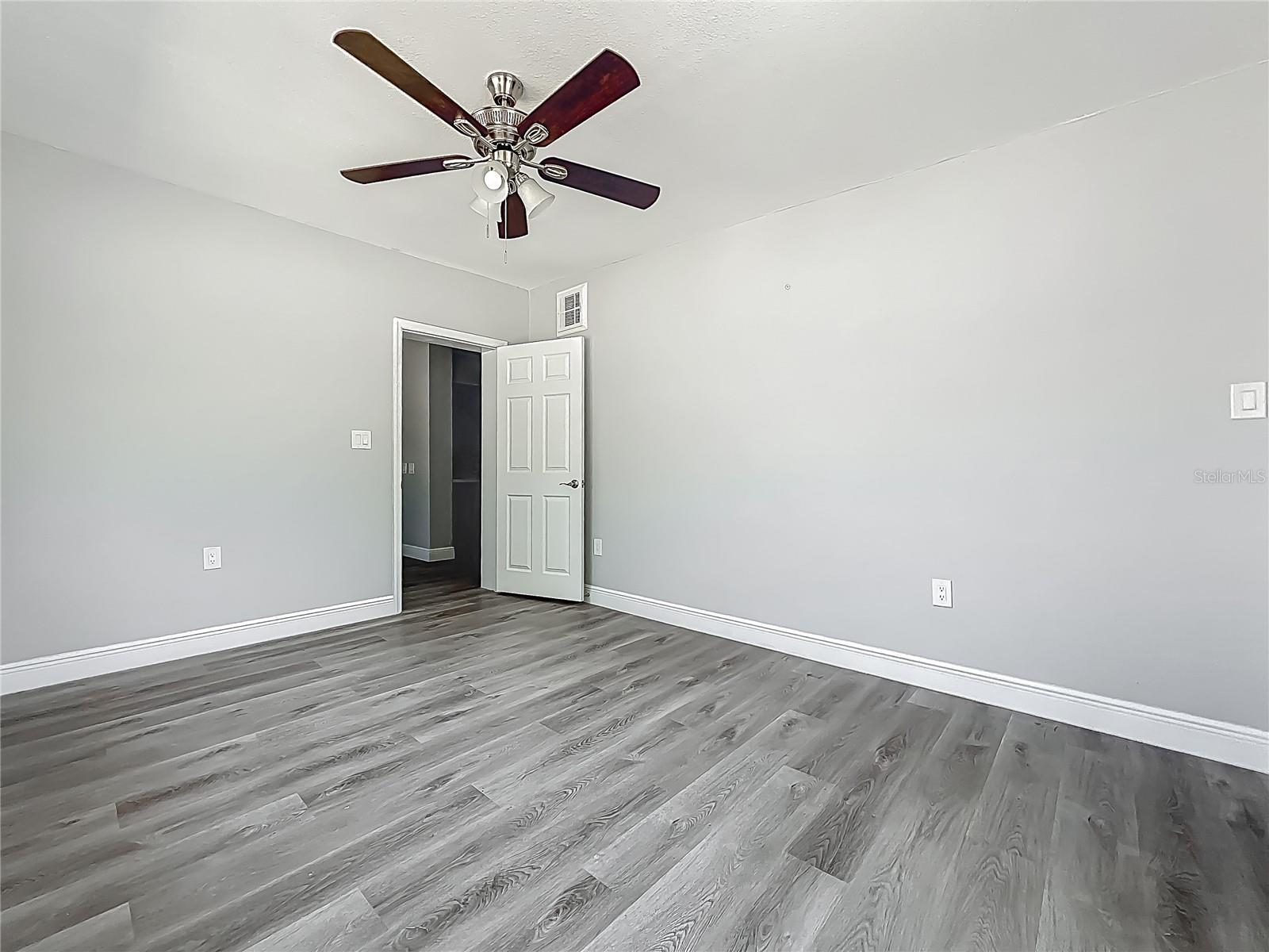Image 41 of 80 For 1228 Vantage Drive