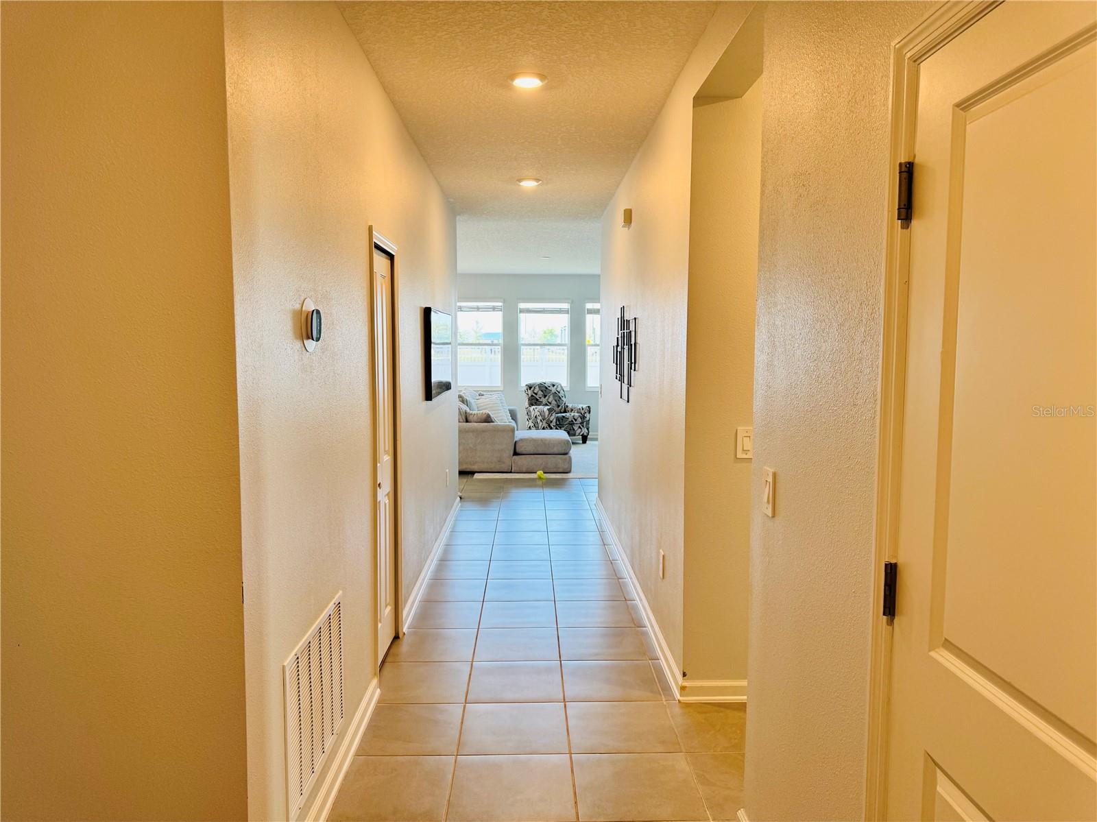 Image 6 of 22 For 897 Laurel View Way