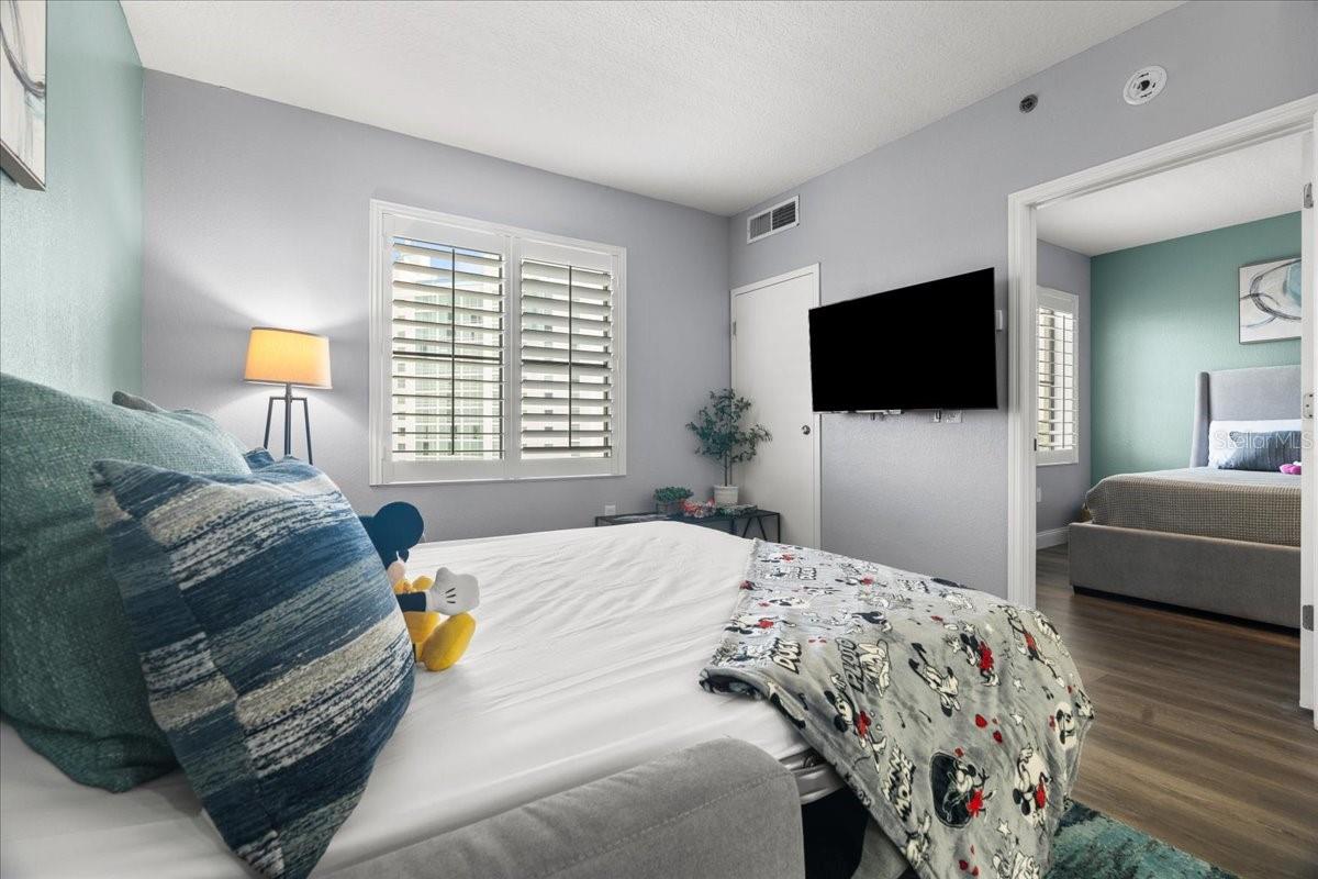 Image 11 of 22 For 7601 Canada Avenue 531