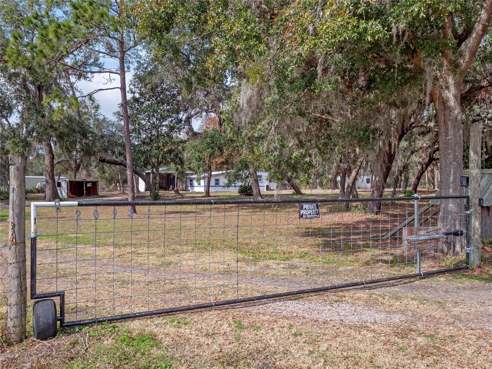 Image 26 of 46 For 20941 Sunridge Road