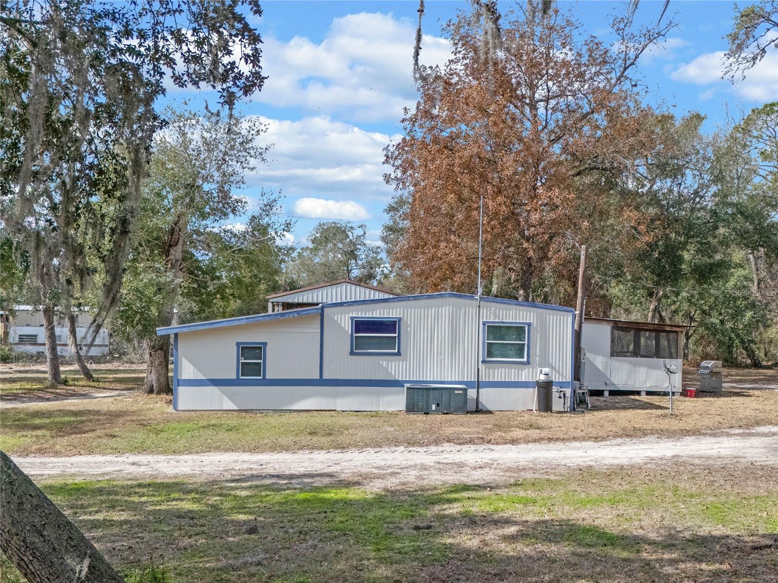 Image 3 of 46 For 20941 Sunridge Road