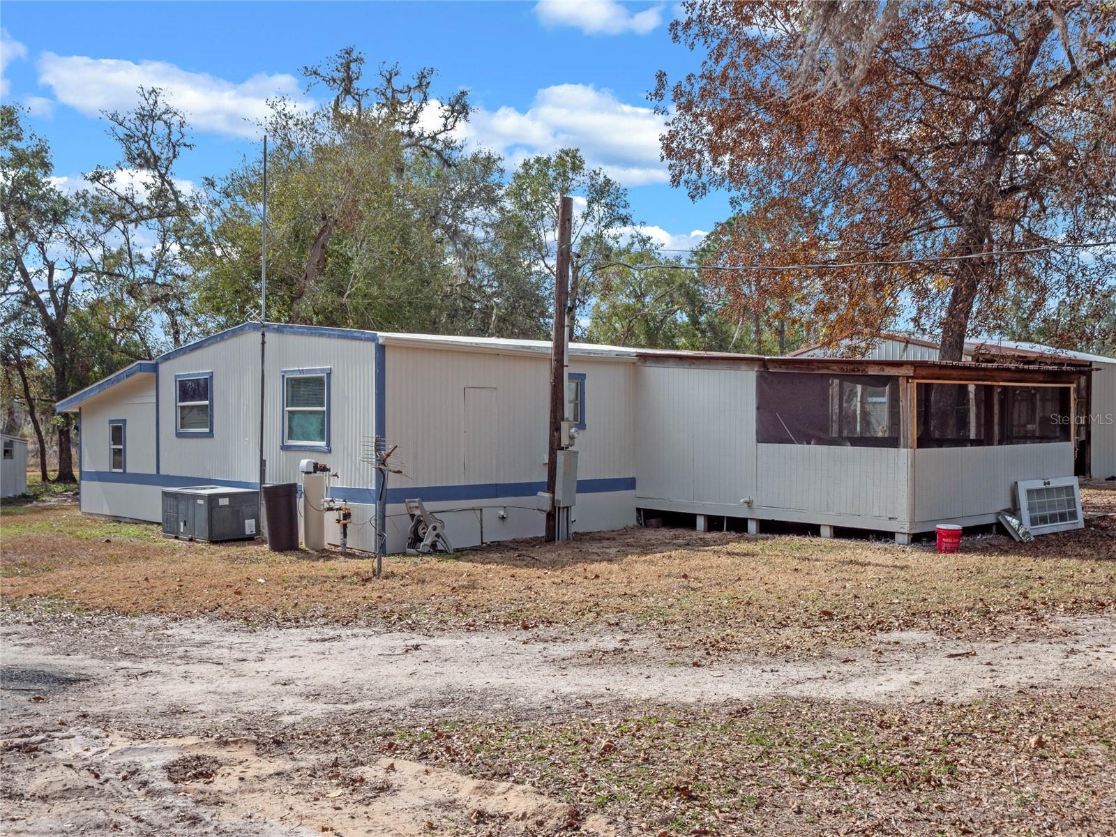 Image 32 of 46 For 20941 Sunridge Road