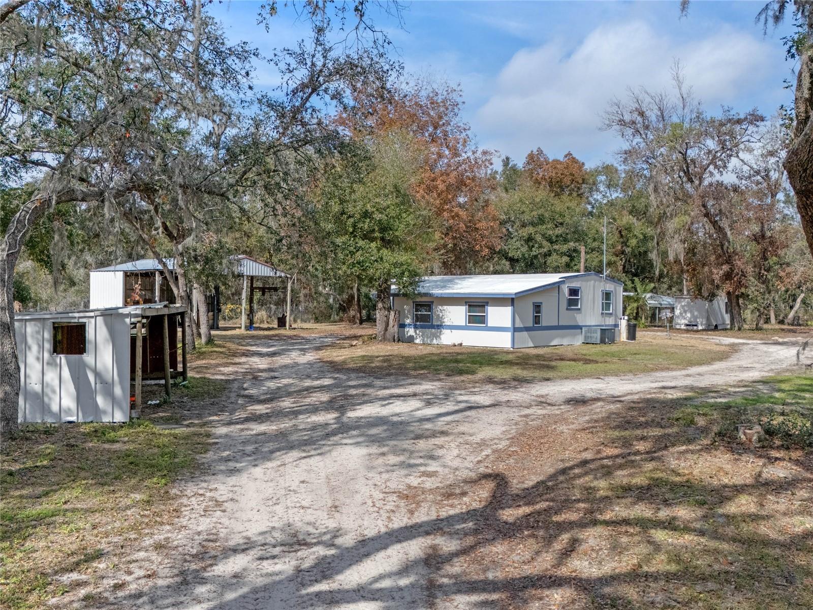 Image 4 of 46 For 20941 Sunridge Road