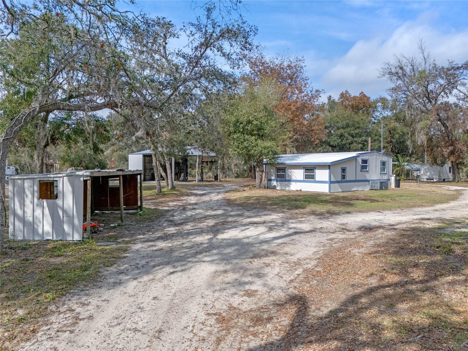 Image 5 of 46 For 20941 Sunridge Road