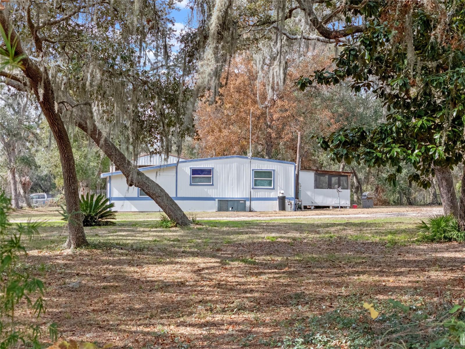 Image 8 of 46 For 20941 Sunridge Road