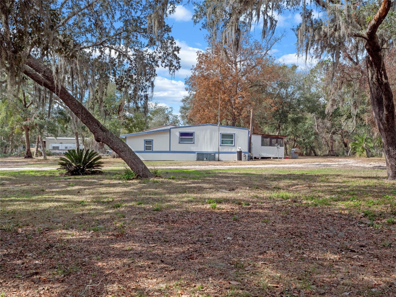 Image 9 of 46 For 20941 Sunridge Road