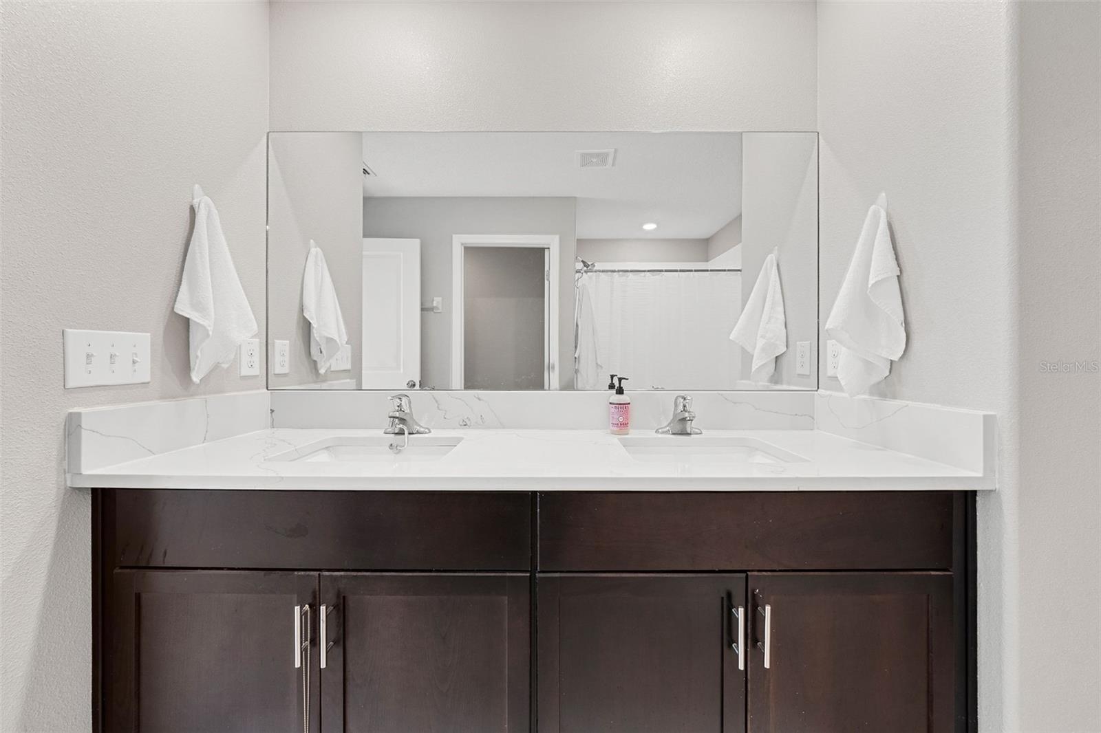 Image 22 of 40 For 5553 Turkey Creek Way