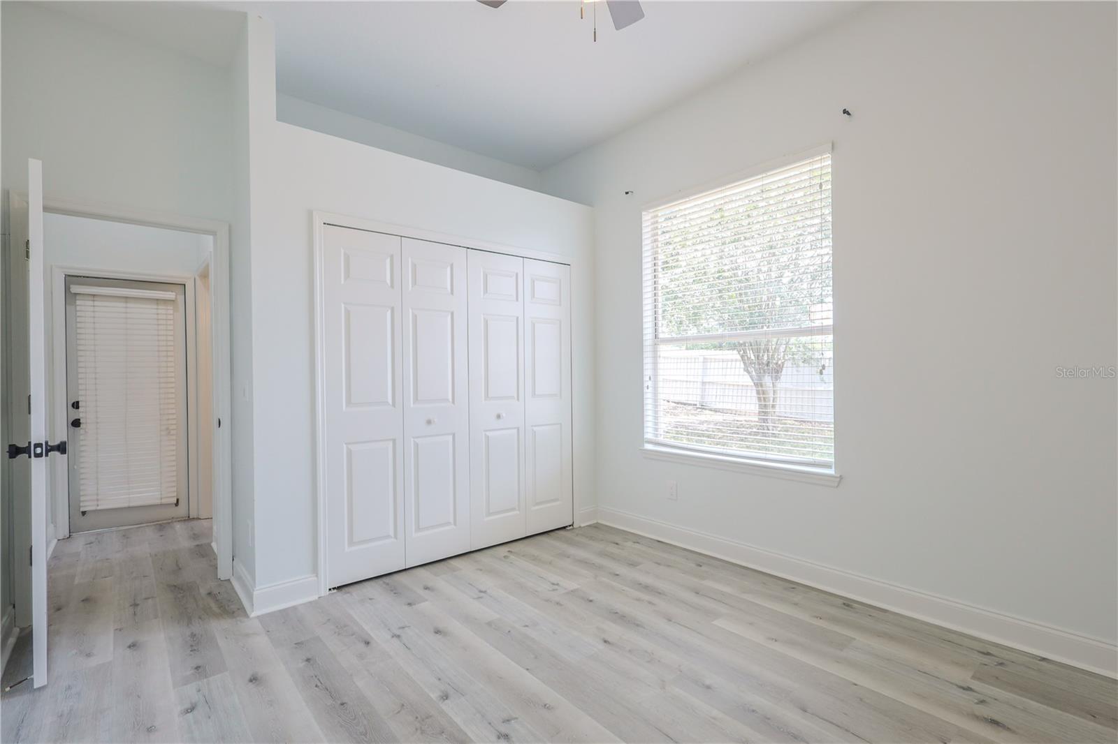 Image 32 of 48 For 8023 Canyon Lake Circle
