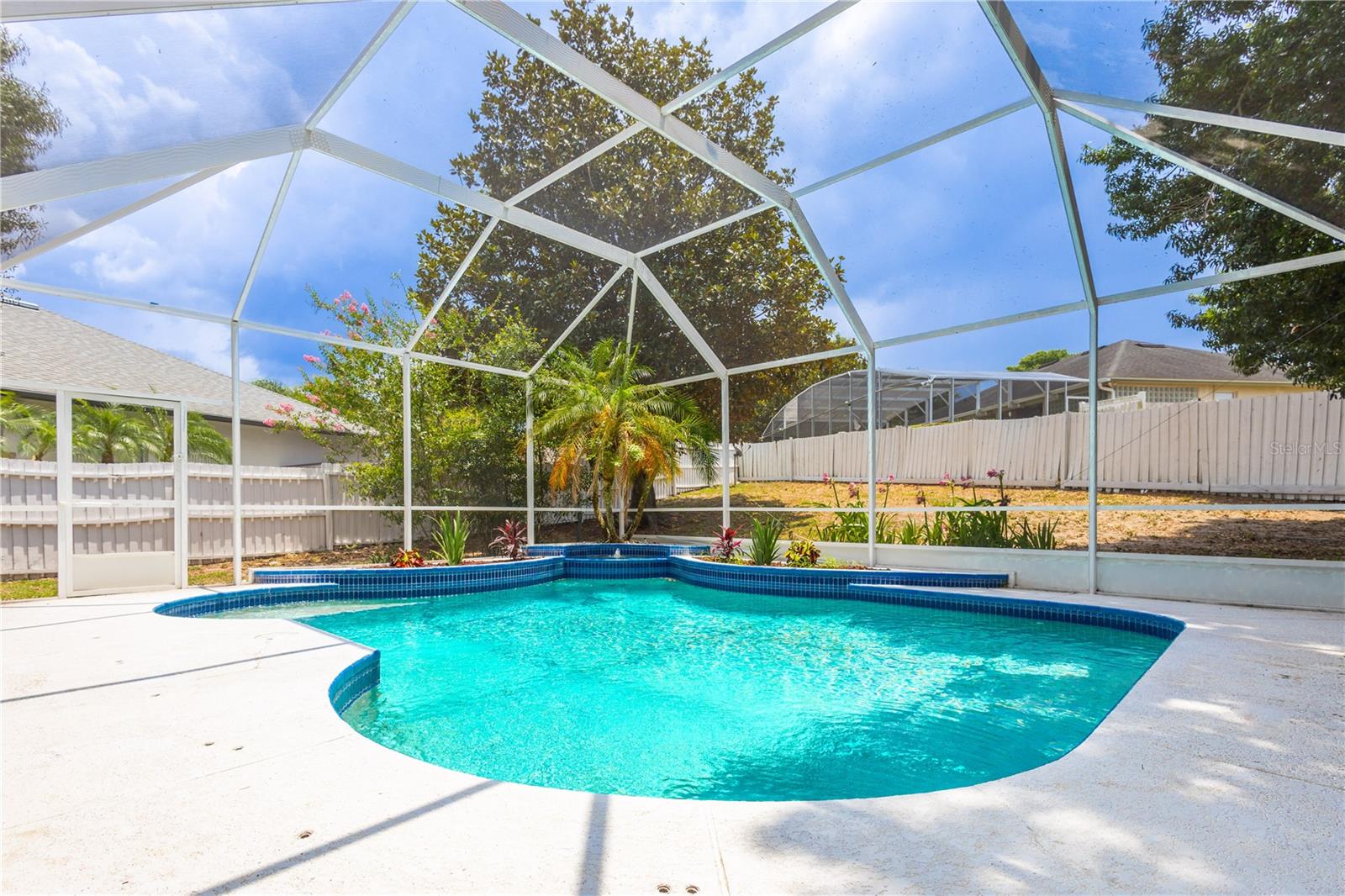 Image 38 of 48 For 8023 Canyon Lake Circle