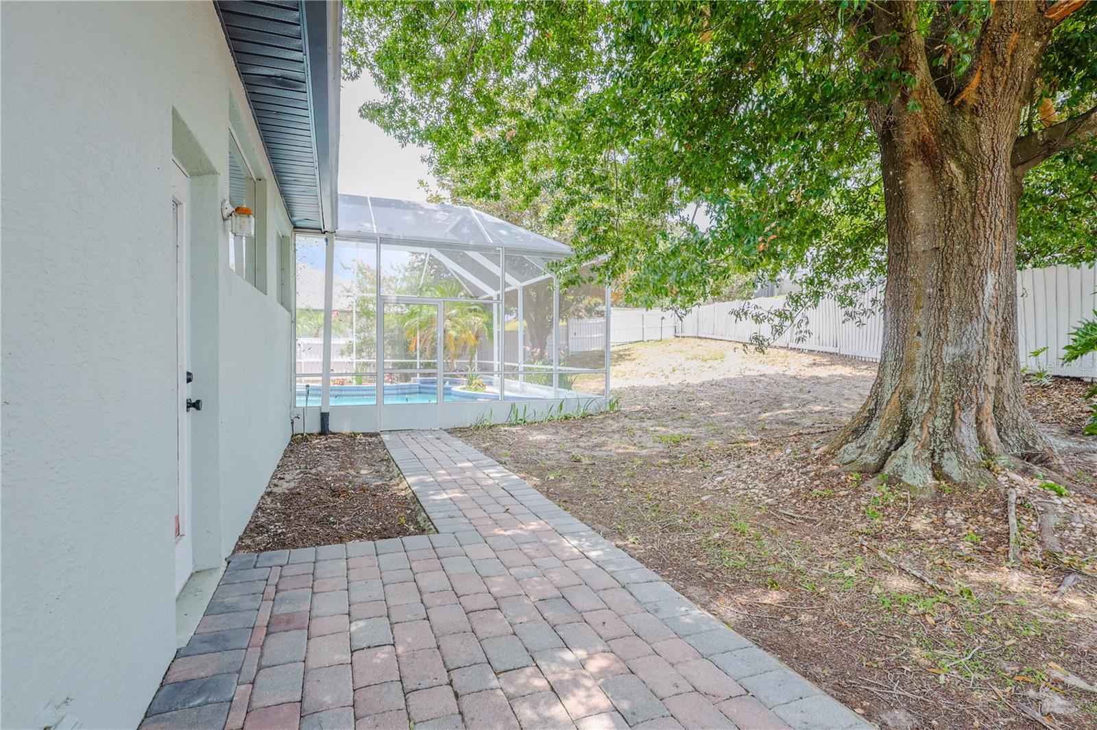 Image 41 of 48 For 8023 Canyon Lake Circle