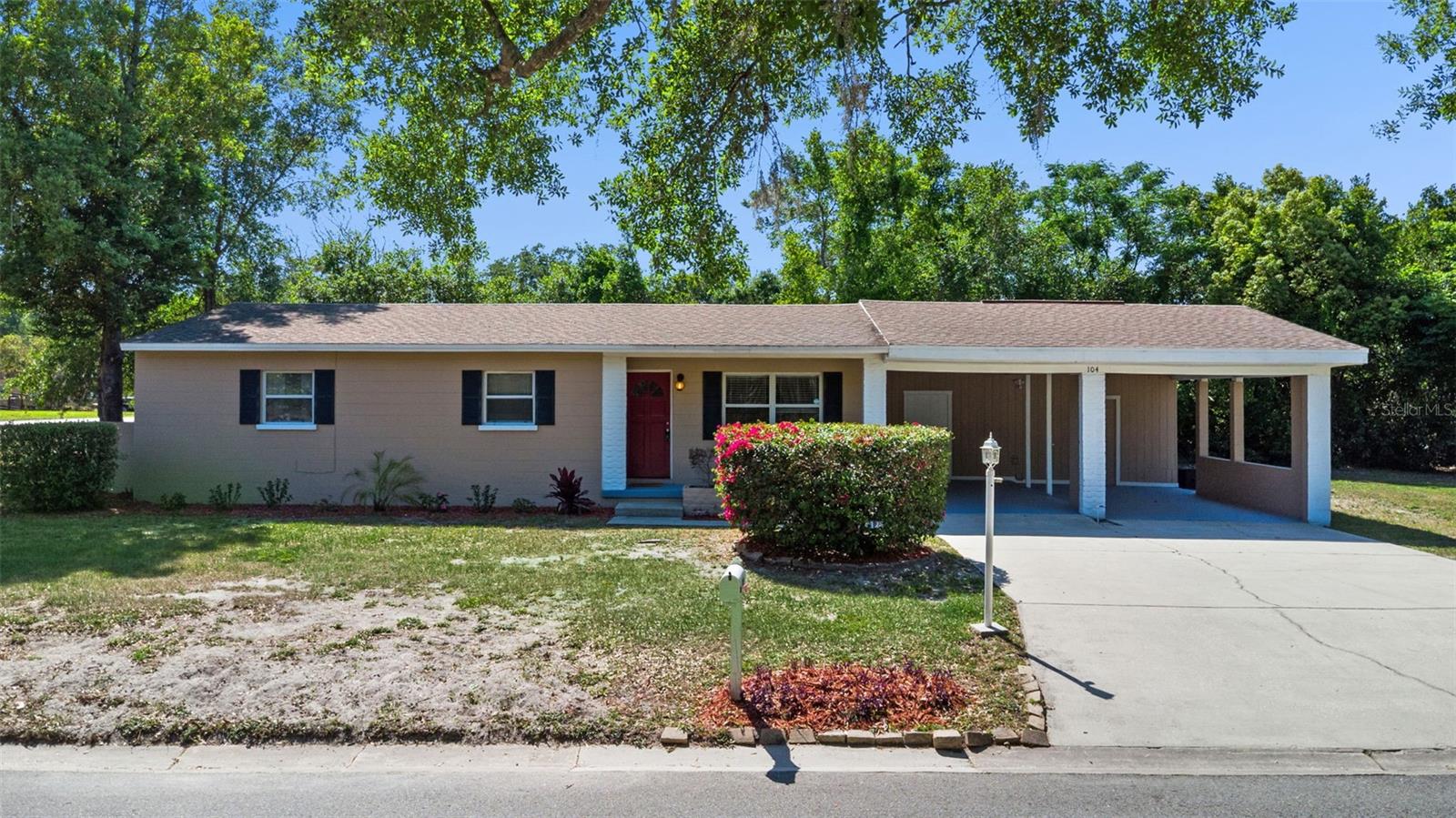 Details for 104 Ridge Drive, SANFORD, FL 32773
