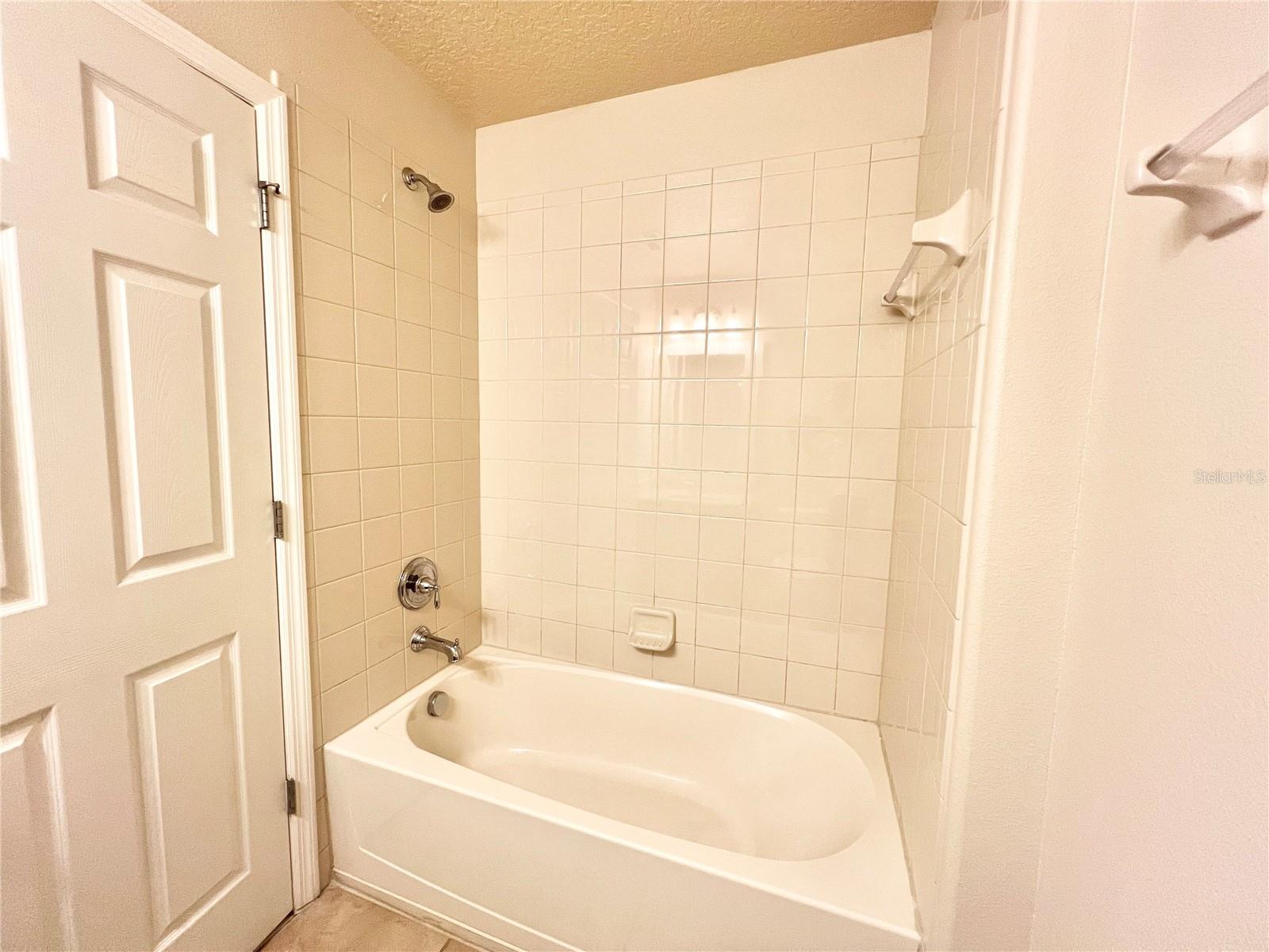 Image 18 of 37 For 8375 Lovett Avenue