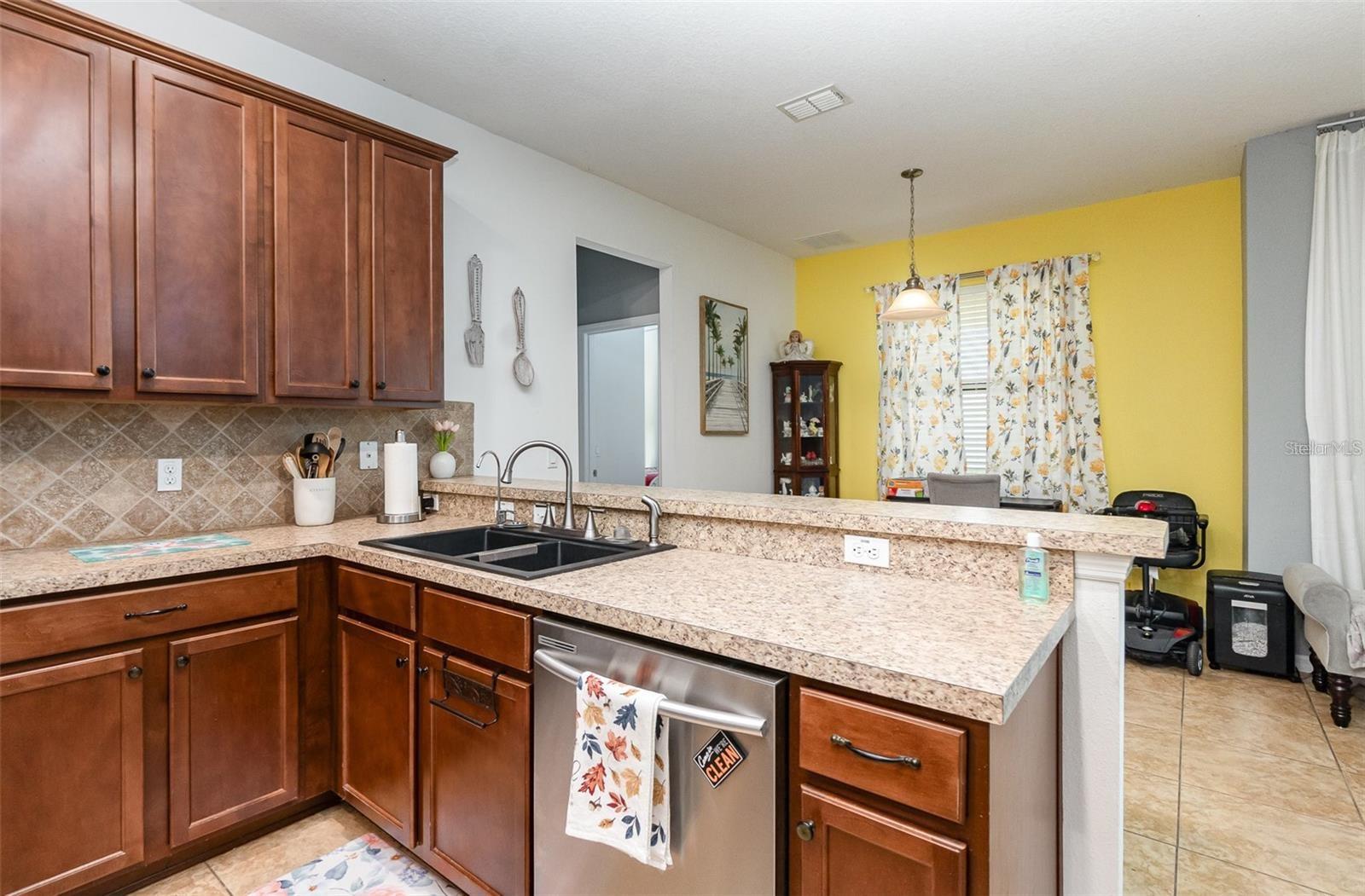 Image 11 of 24 For 624 Woods Landing Drive