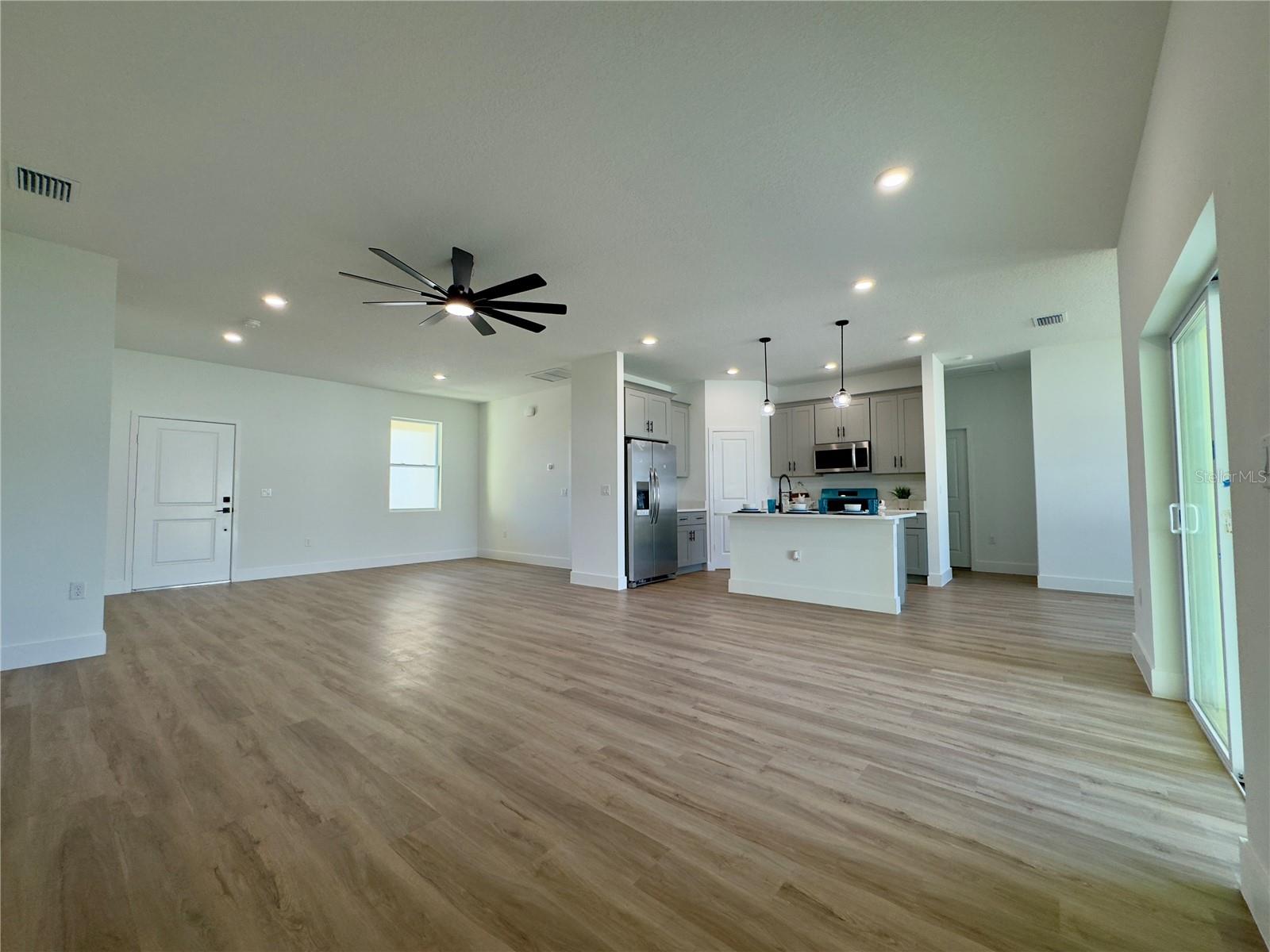 Image 10 of 36 For 4295 1st Court Road