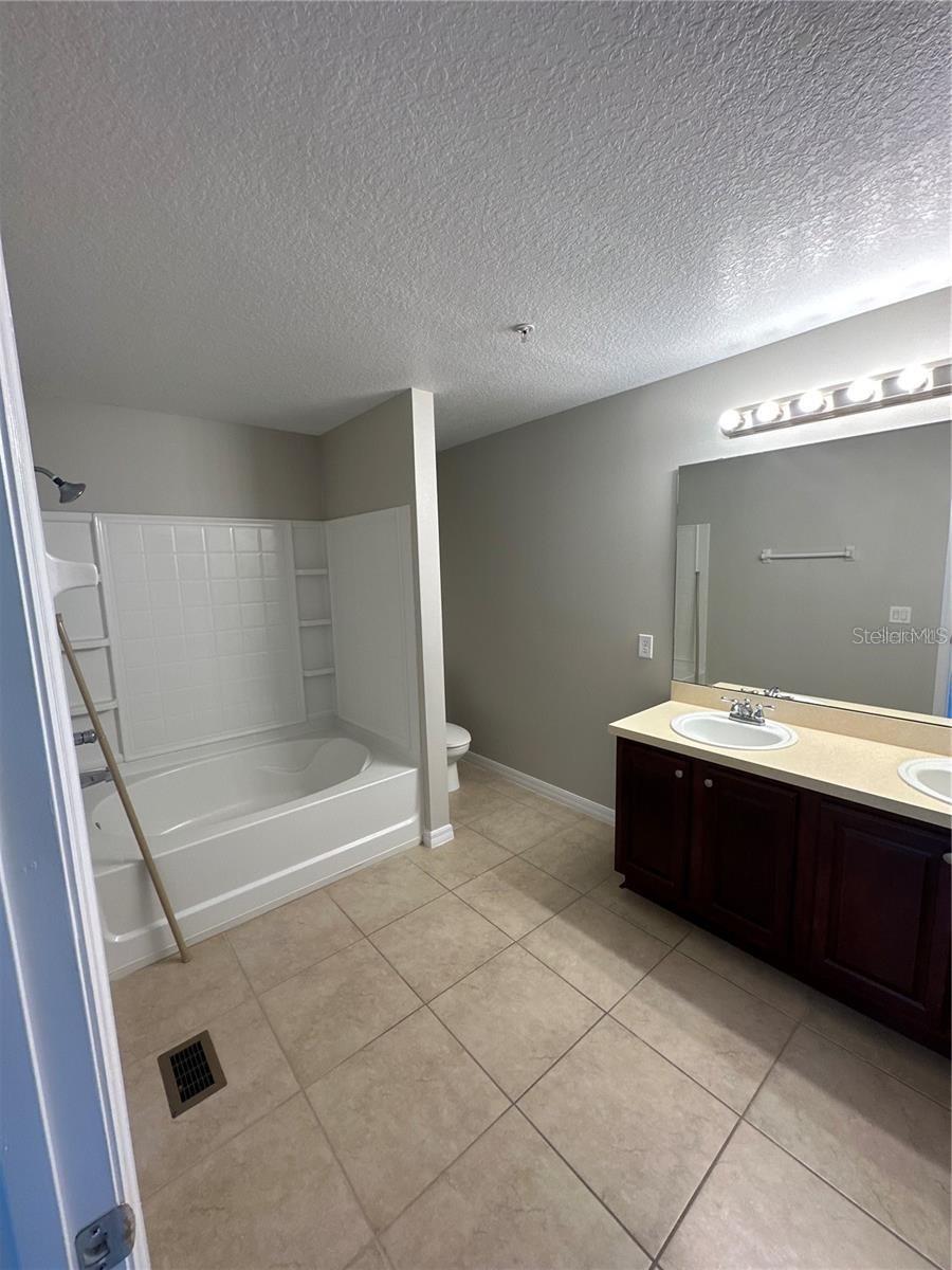 Image 11 of 31 For 2125 Betsy Ross Lane