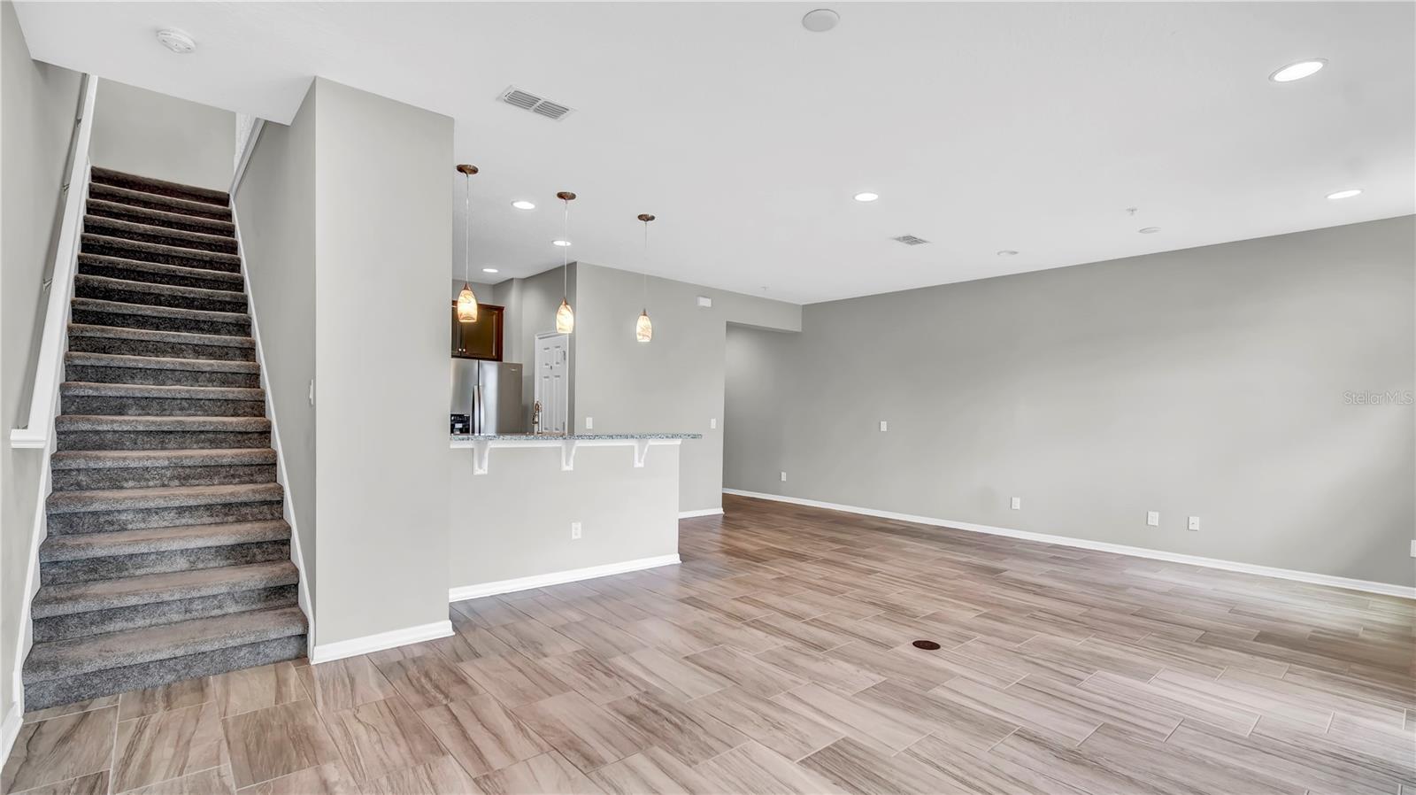 Image 18 of 44 For 15237 Sunrise Grove Court